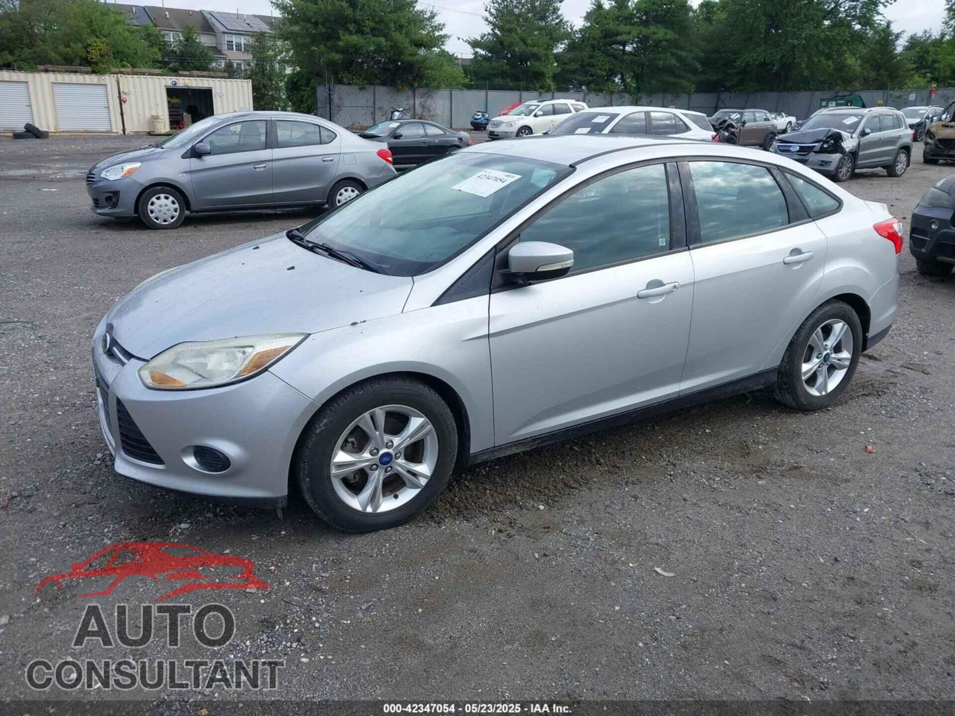 FORD FOCUS 2014 - 1FADP3F23EL285814
