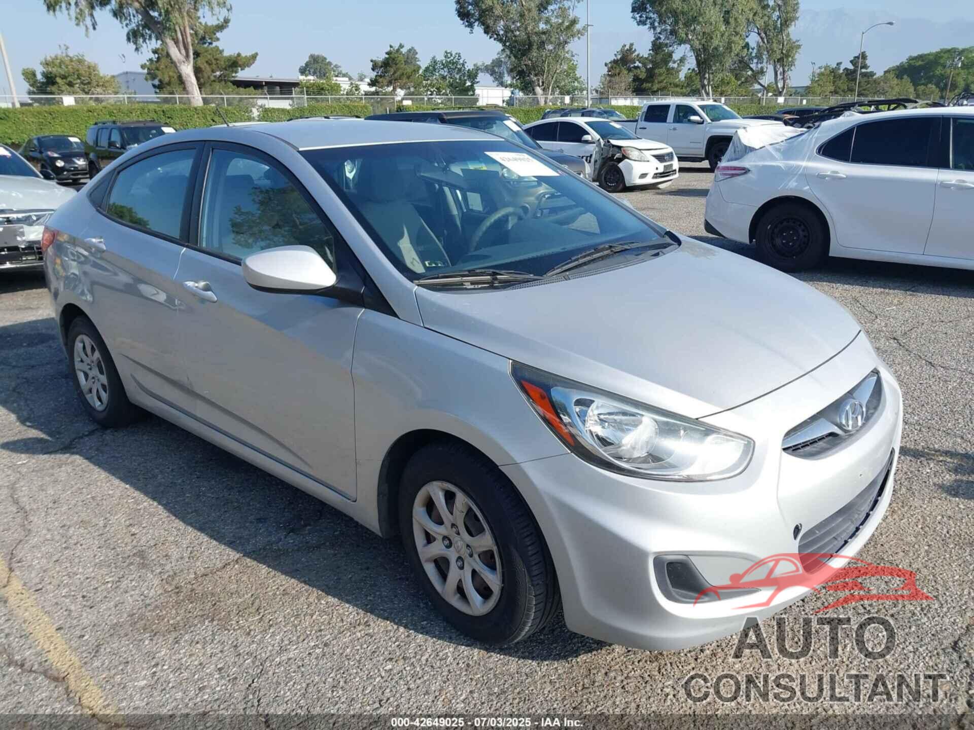 HYUNDAI ACCENT 2013 - KMHCT4AE2DU420696