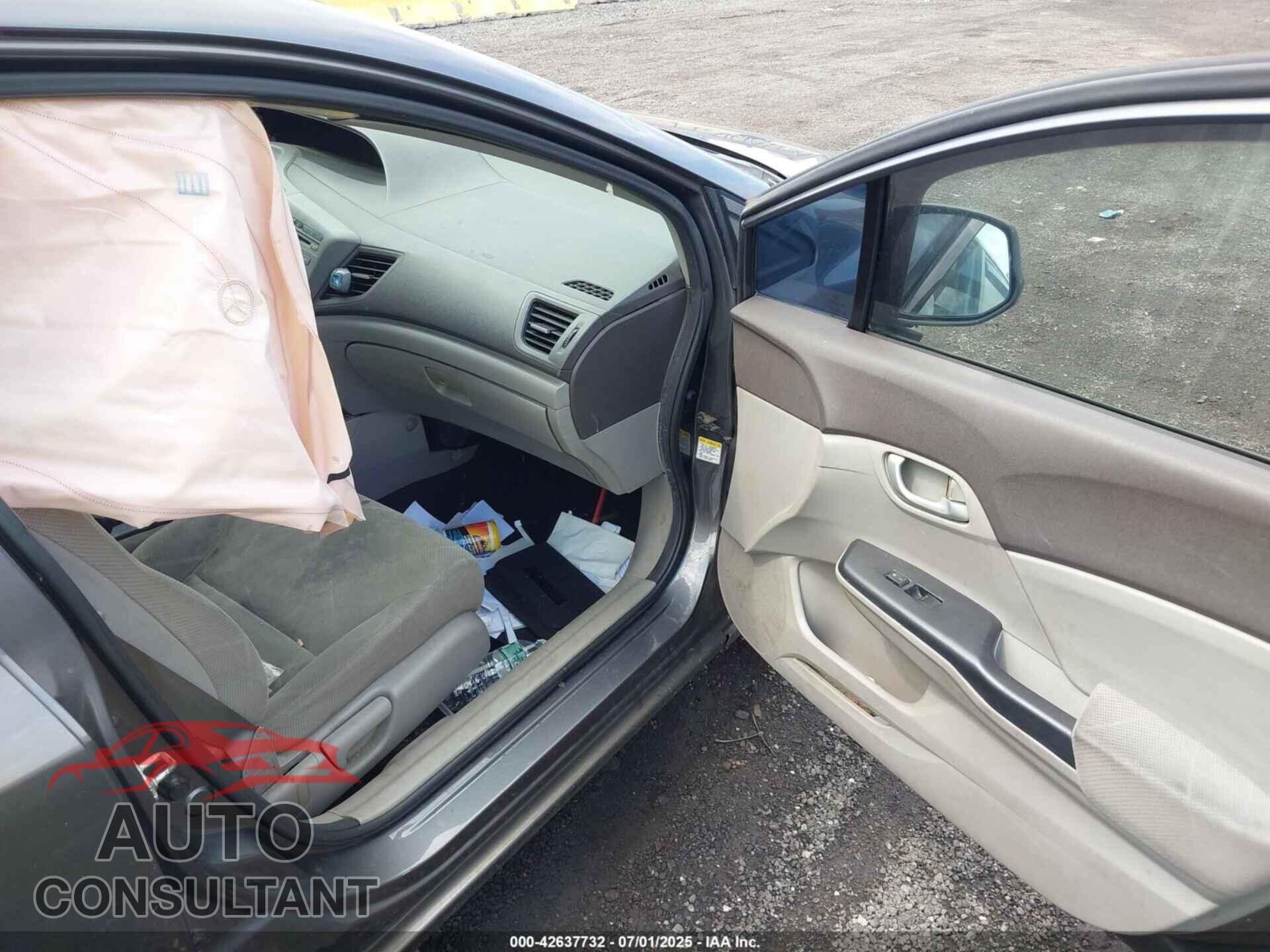 HONDA CIVIC 2012 - 19XFB2F56CE326626