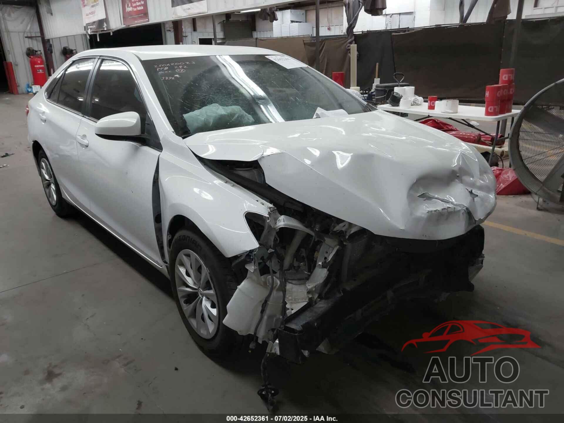 TOYOTA CAMRY 2015 - 4T4BF1FK8FR463898
