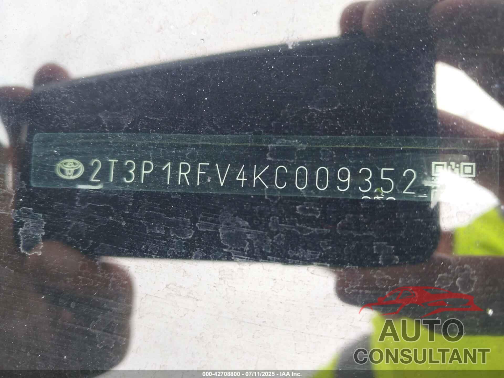 TOYOTA RAV4 2019 - 2T3P1RFV4KC009352
