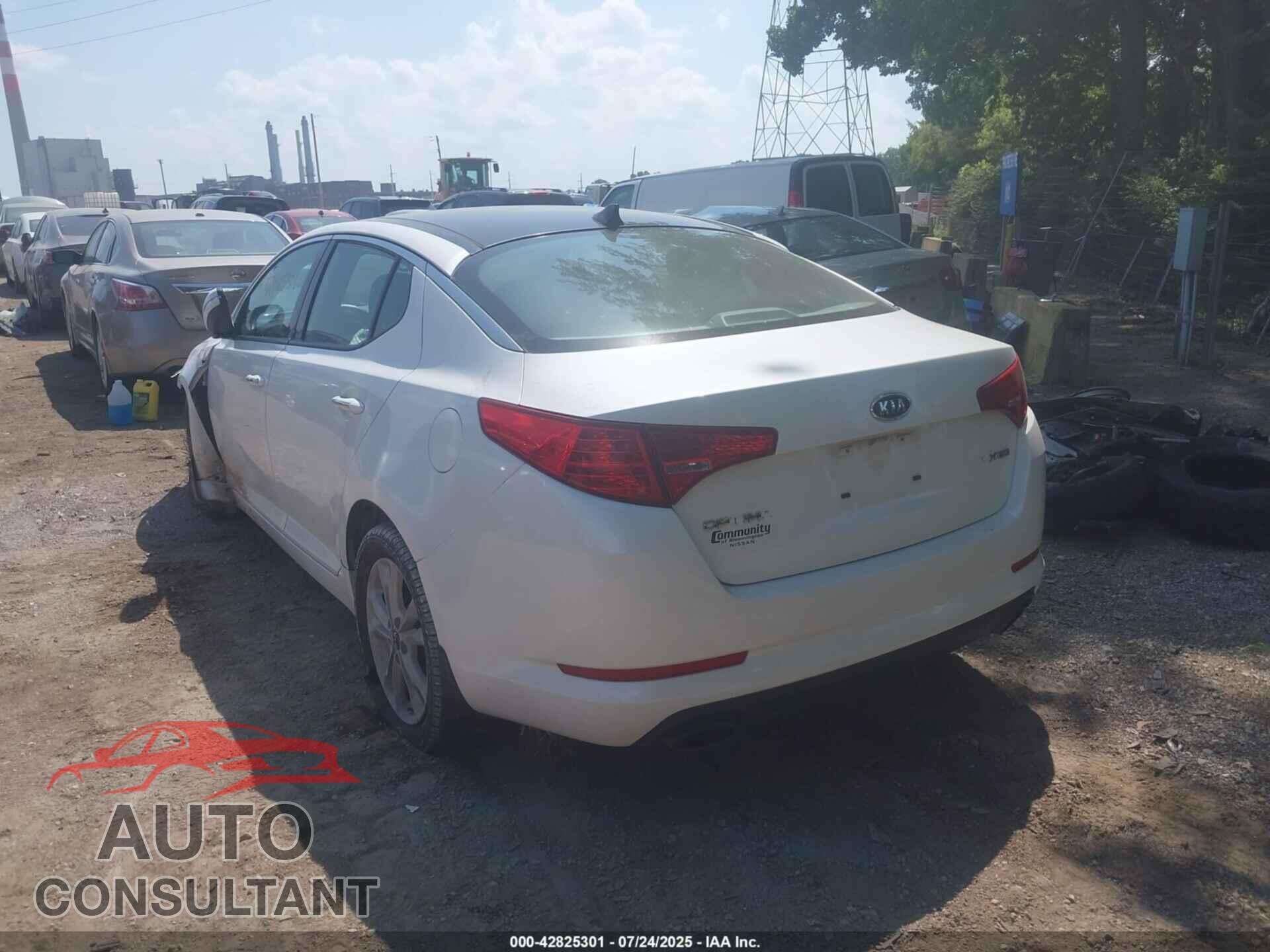 KIA OPTIMA 2011 - KNAGN4A71B5099675