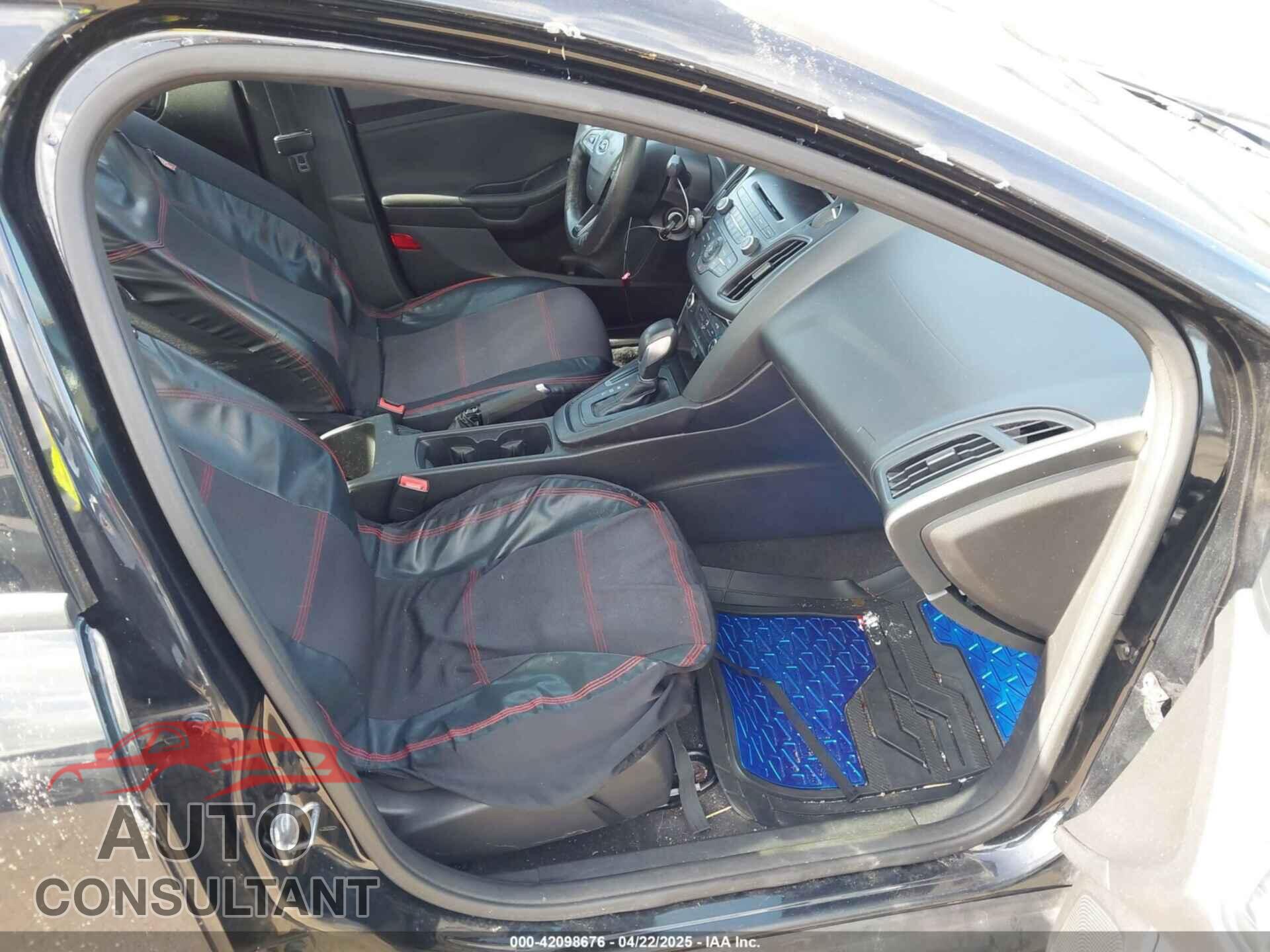 FORD FOCUS 2015 - 1FADP3E2XFL380566