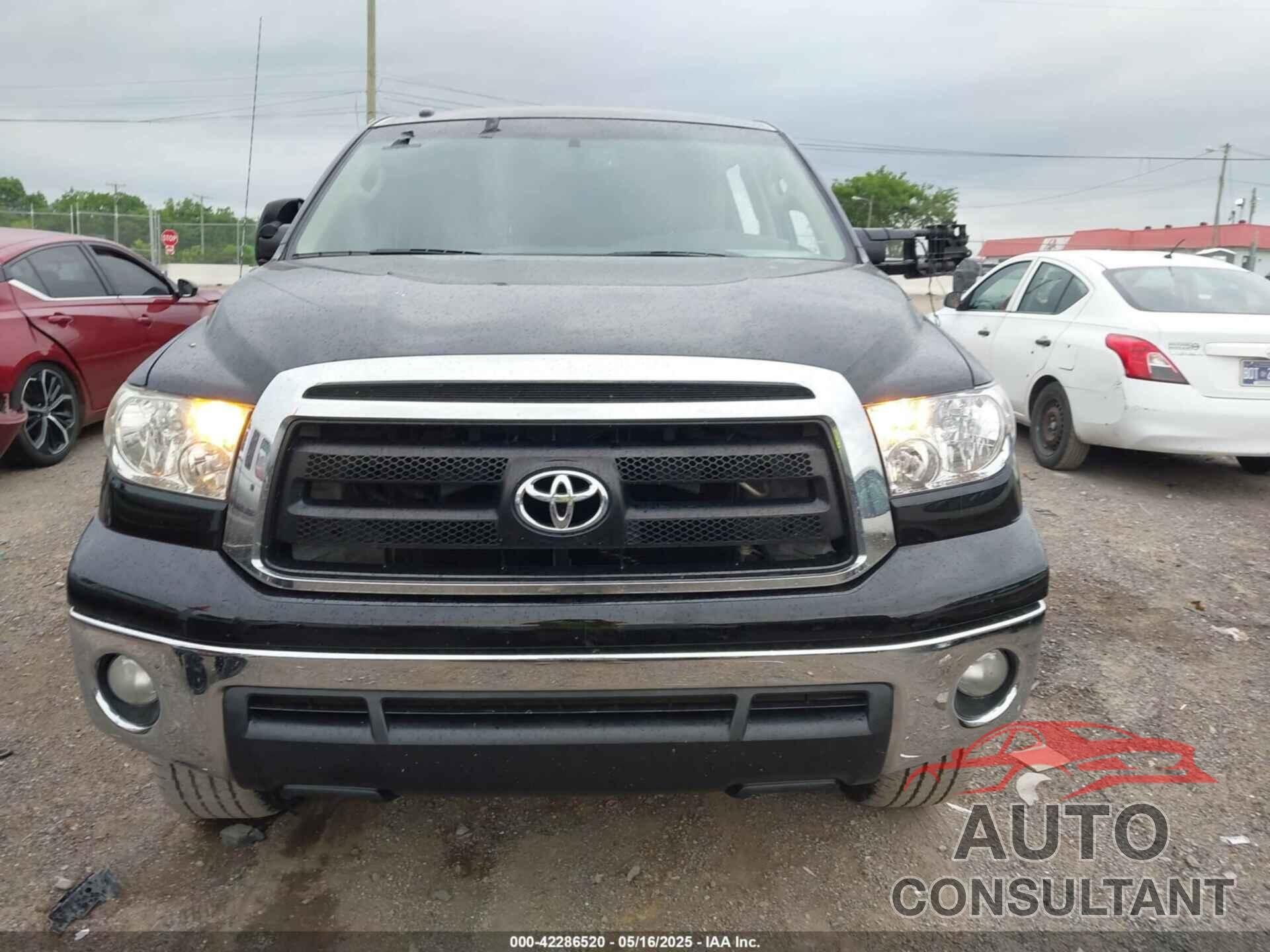 TOYOTA TUNDRA 2010 - 5TFDW5F18AX152579
