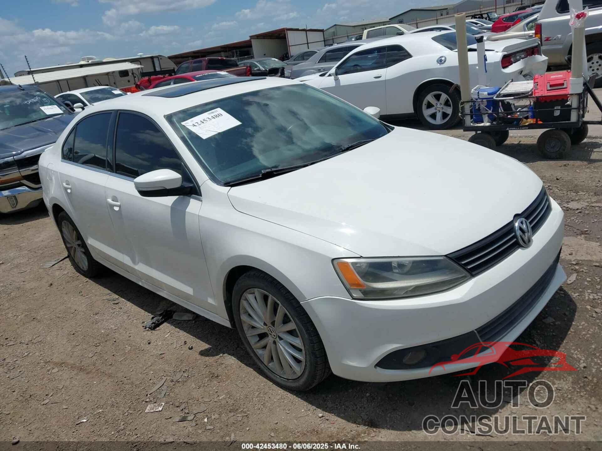 VOLKSWAGEN JETTA 2013 - 3VWLL7AJ1DM376114
