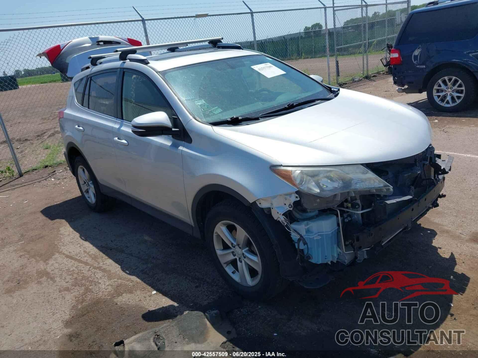 TOYOTA RAV4 2013 - JTMRFREV6DD002817