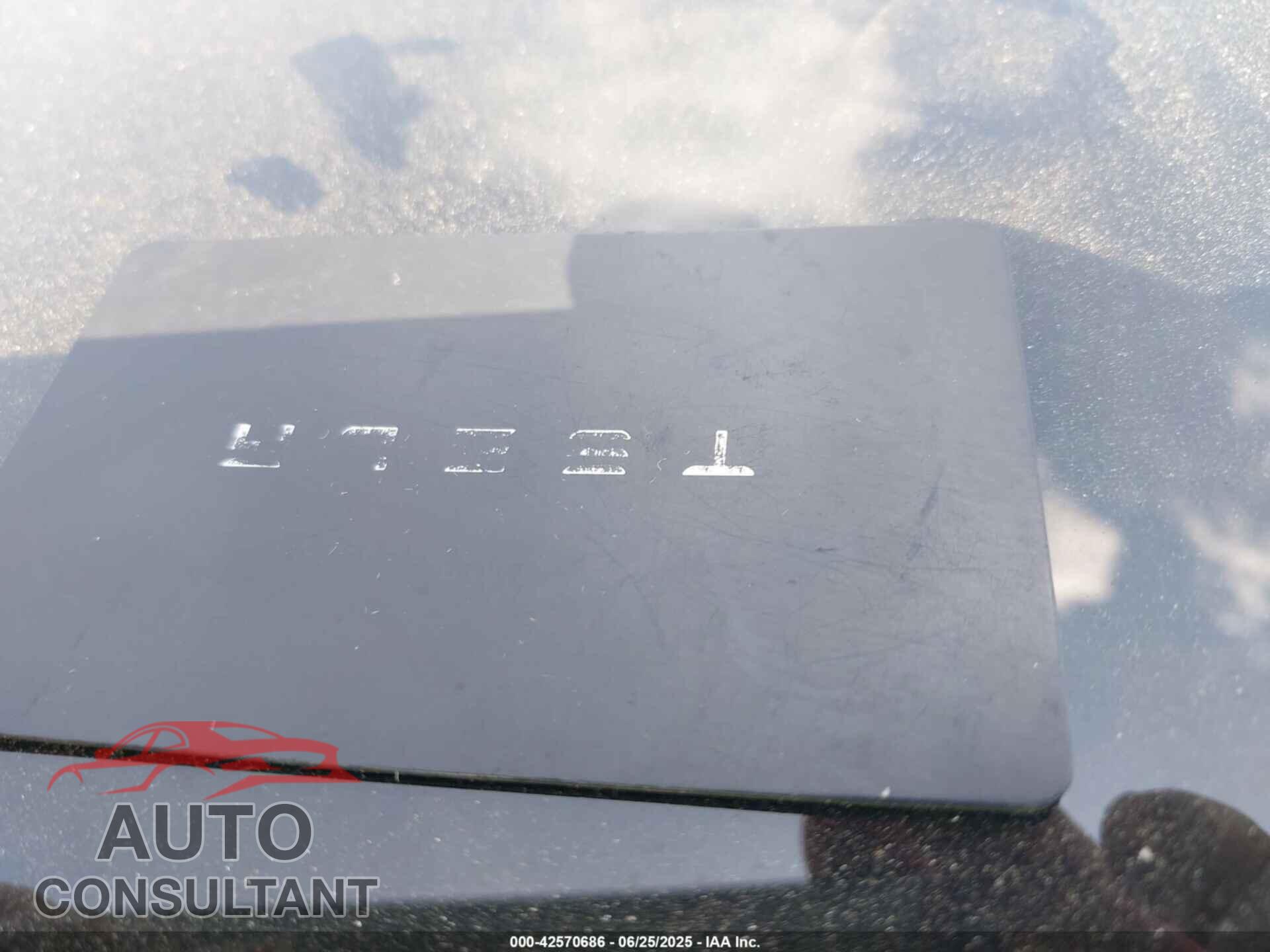 TESLA MODEL 3 2023 - 5YJ3E1EA2PF439153