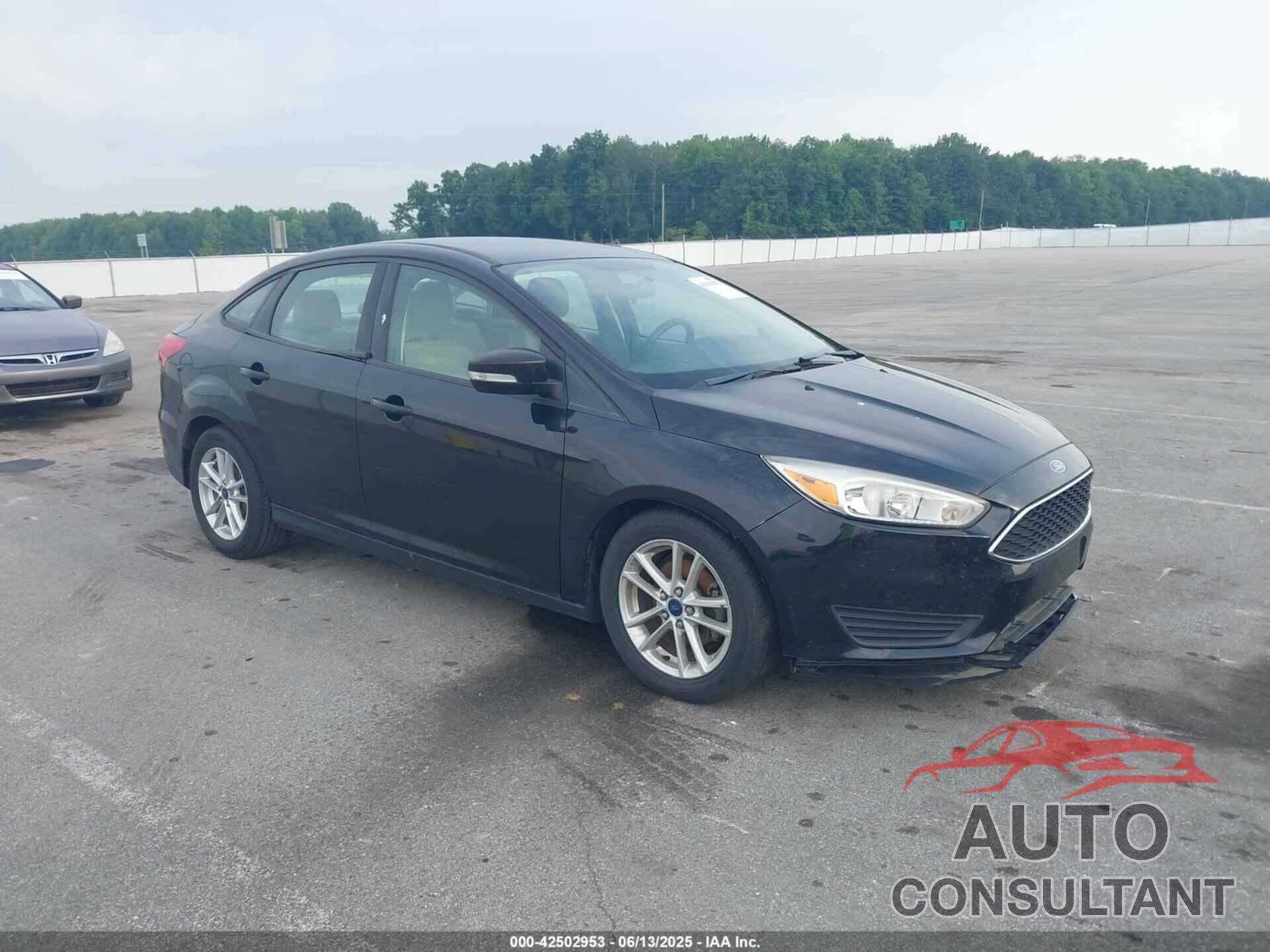 FORD FOCUS 2017 - 1FADP3F23HL228369