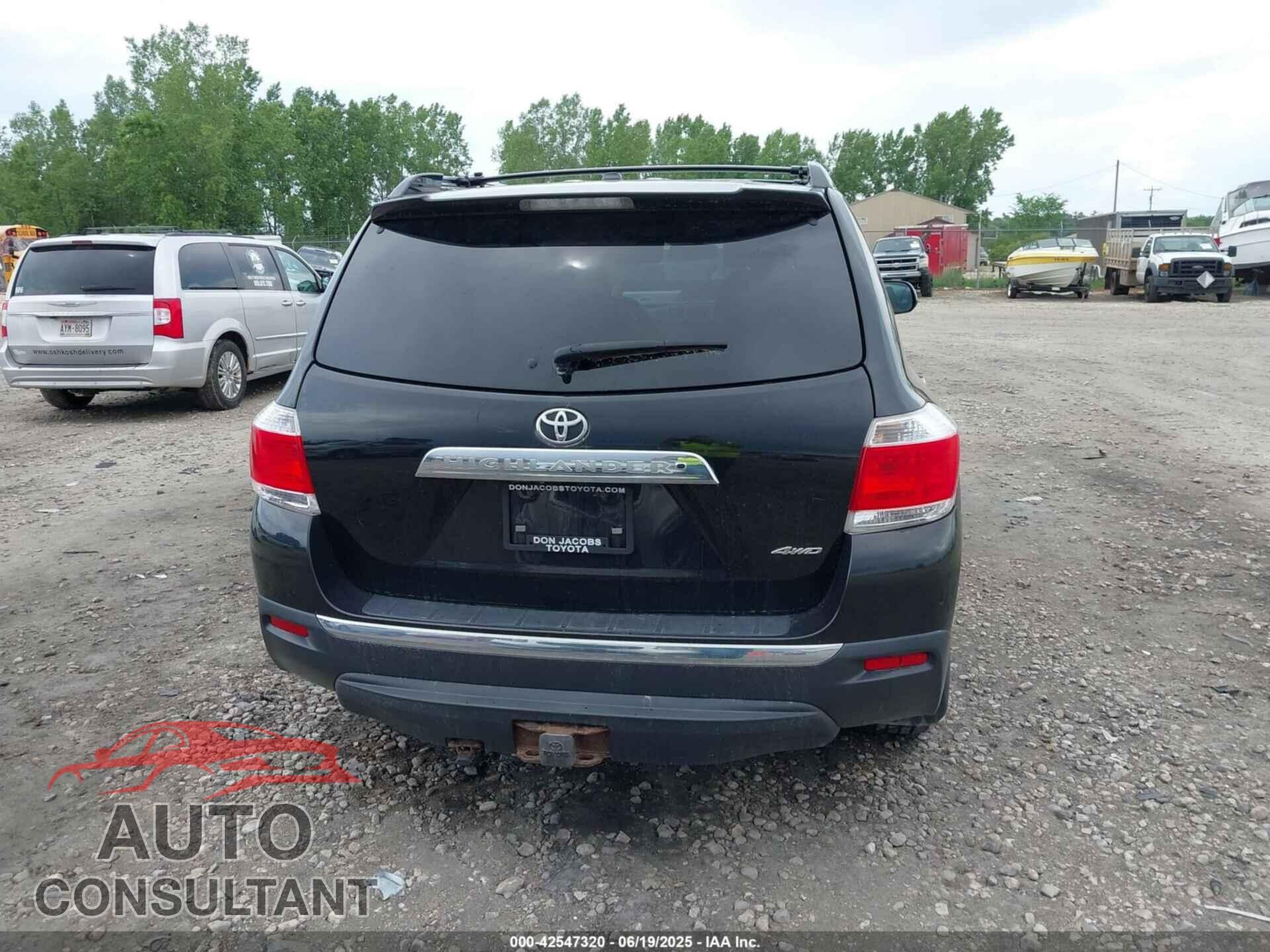 TOYOTA HIGHLANDER 2012 - 5TDDK3EH5CS132426