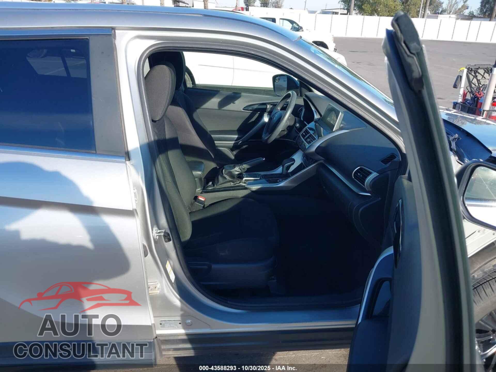 MITSUBISHI ECLIPSE CROSS 2019 - JA4AT4AA3KZ050636