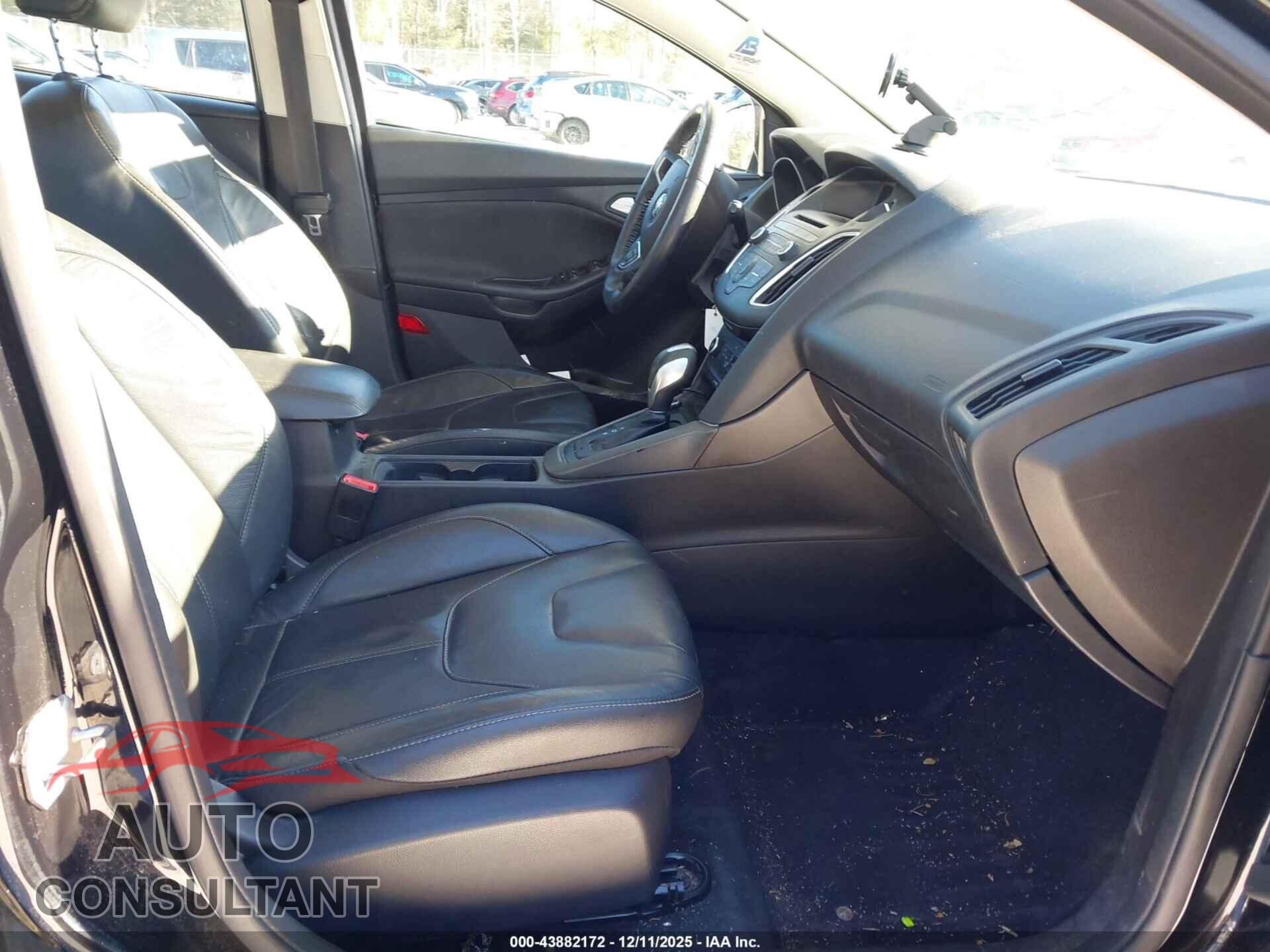 FORD FOCUS 2016 - 1FADP3K2XGL332474