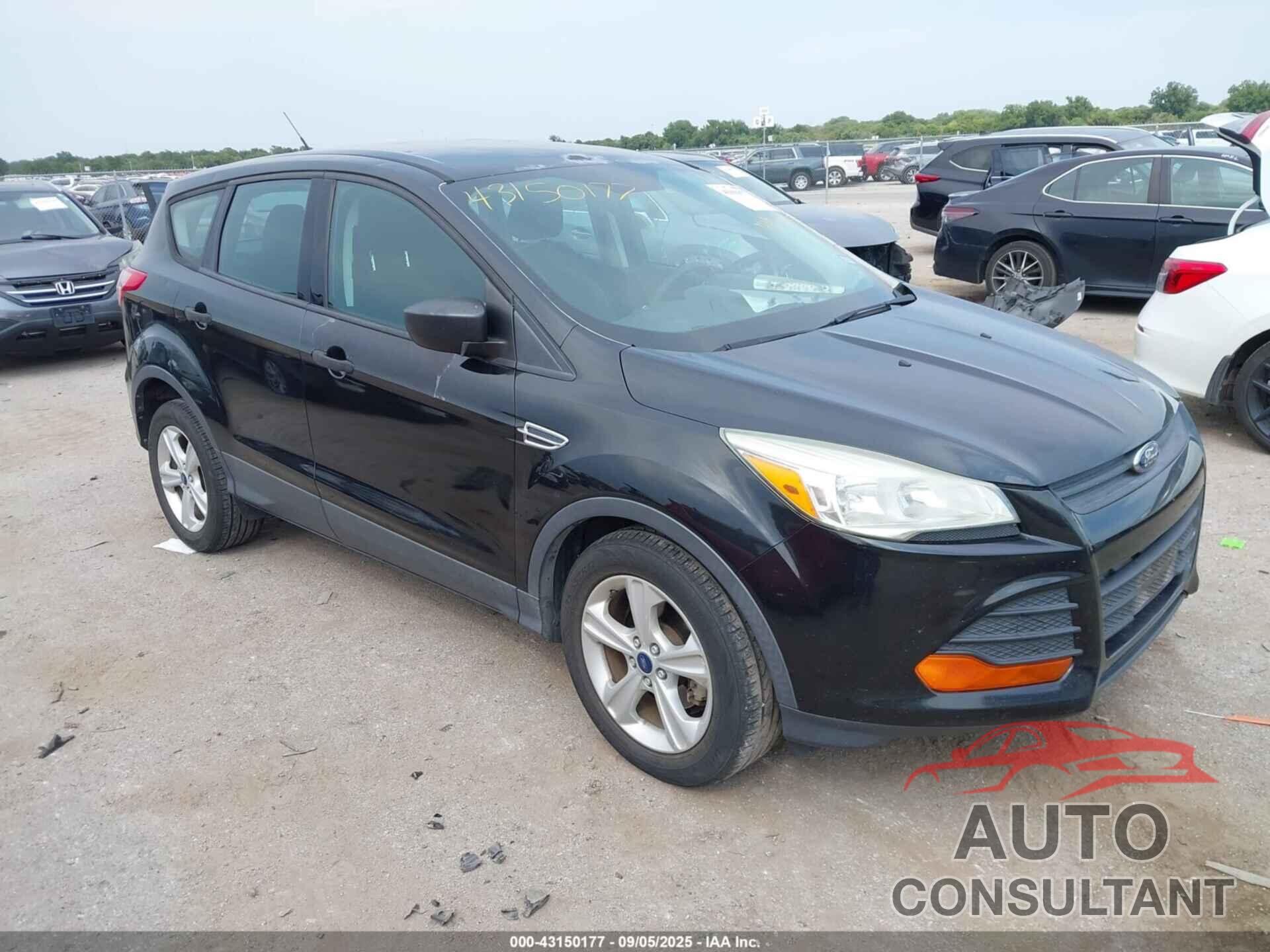 FORD ESCAPE 2015 - 1FMCU0F77FUB93637