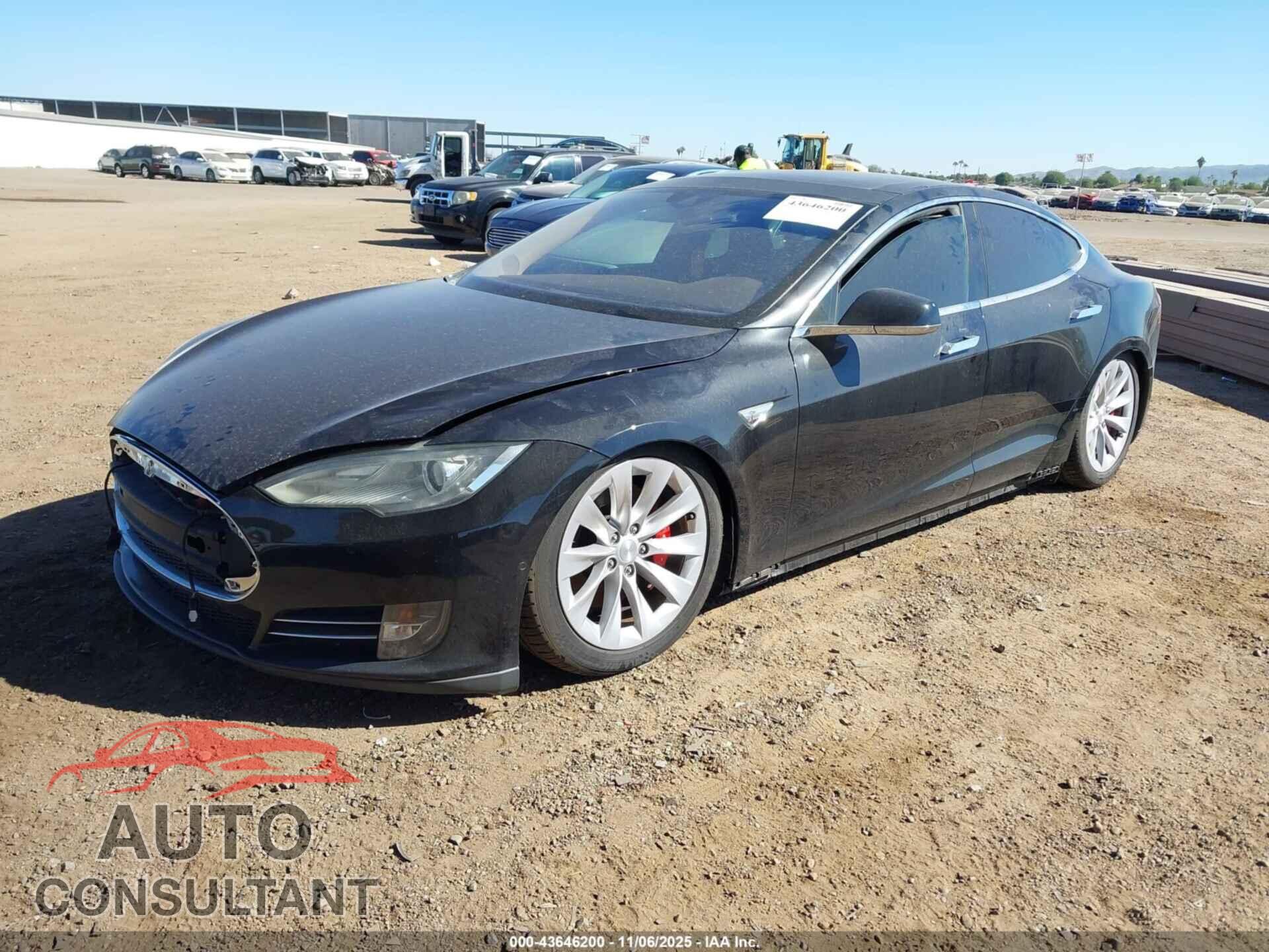 TESLA MODEL S 2015 - 5YJSA1H43FF082531