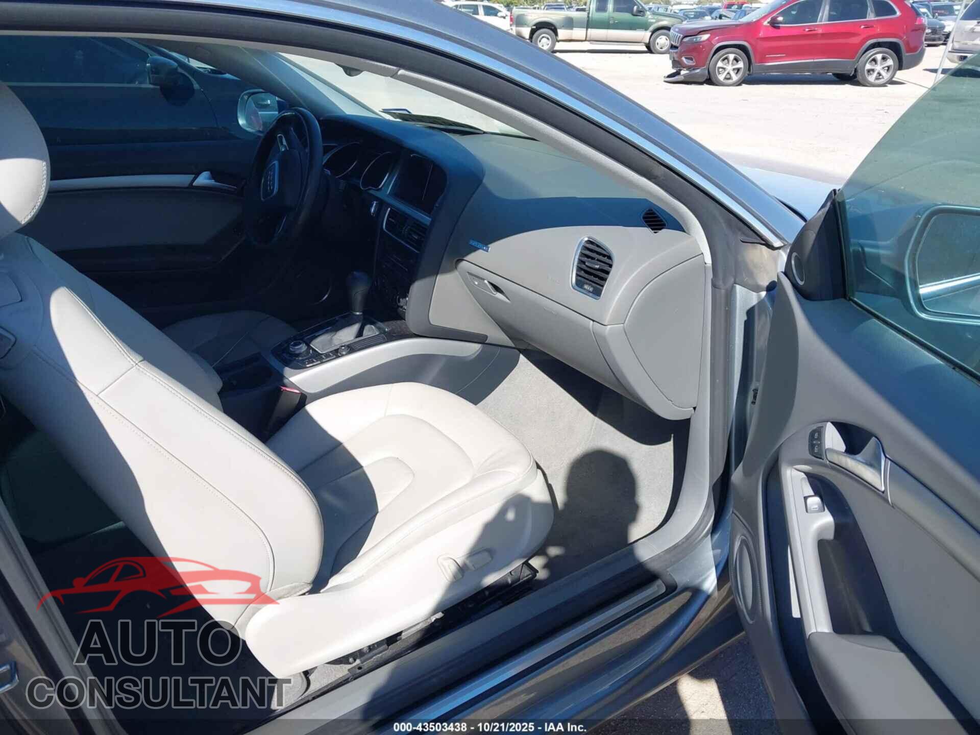 AUDI A5 2011 - WAULFAFR7BA044904