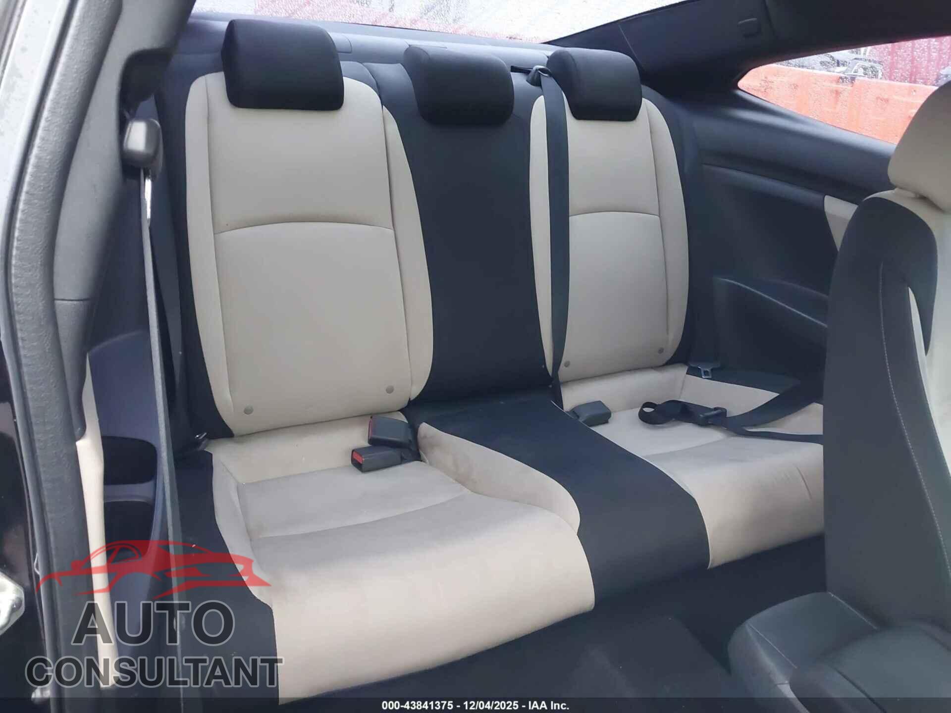 HONDA CIVIC 2016 - 2HGFC3B31GH351016