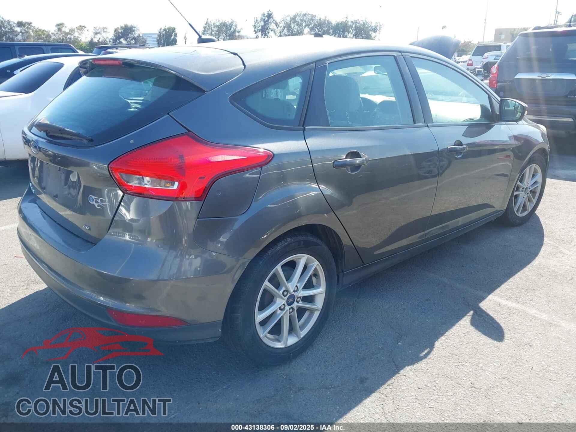 FORD FOCUS 2017 - 1FADP3K22HL248571
