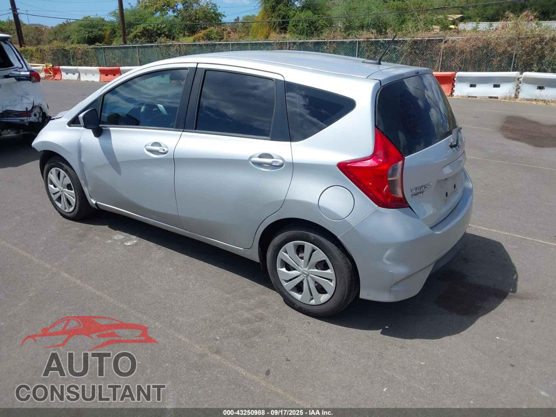 NISSAN VERSA NOTE 2018 - 3N1CE2CP7JL354544