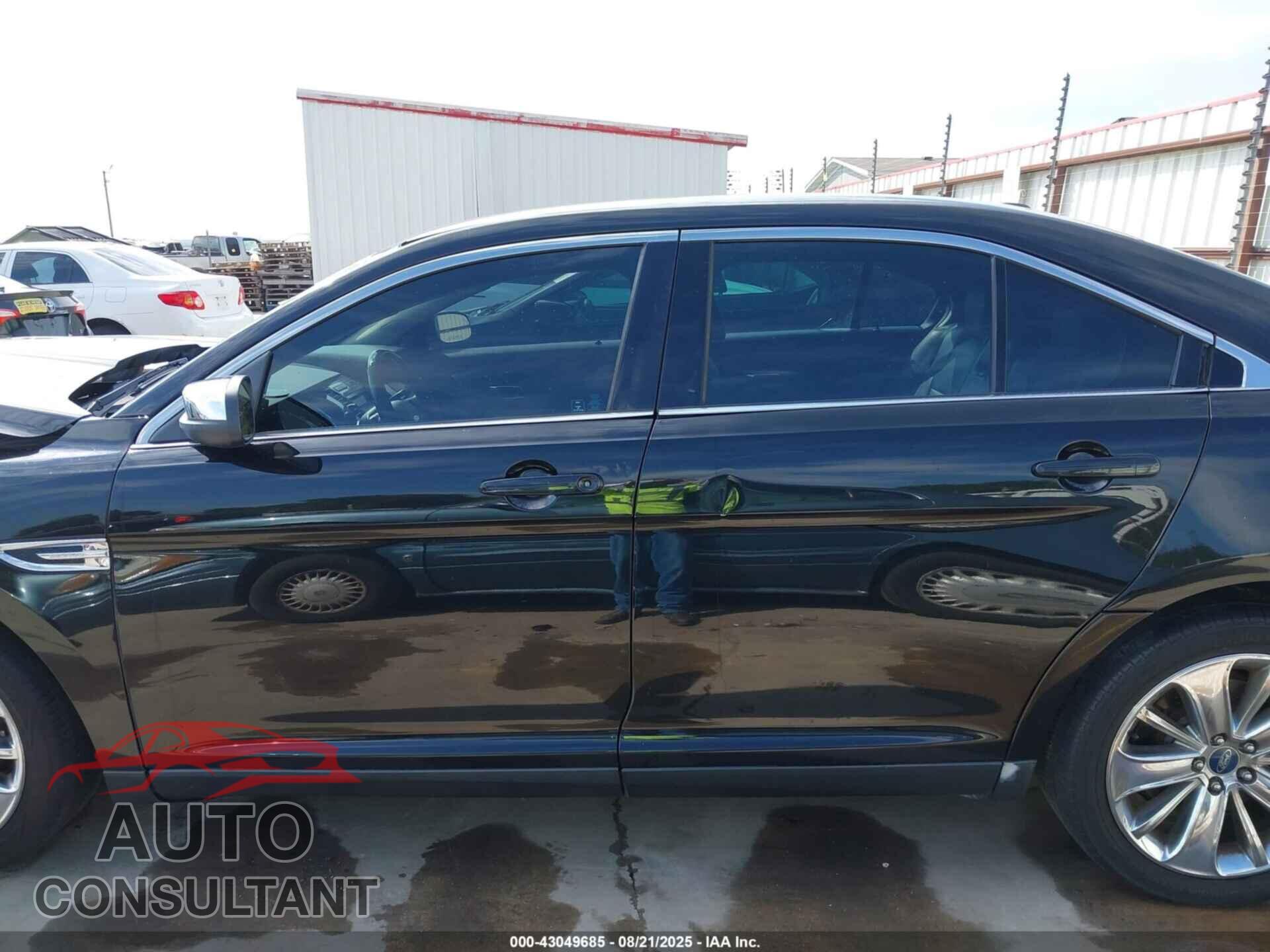 FORD TAURUS 2012 - 1FAHP2FW9CG131516