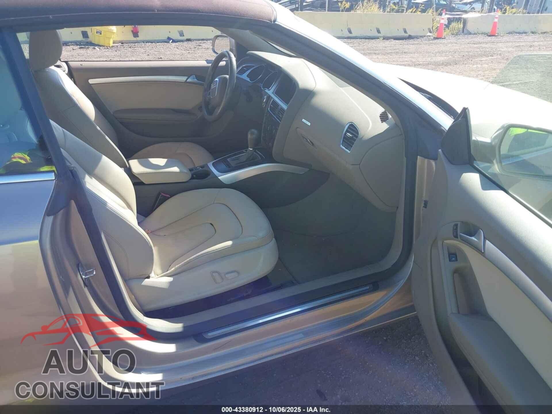 AUDI A5 2011 - WAULFAFH4BN015229