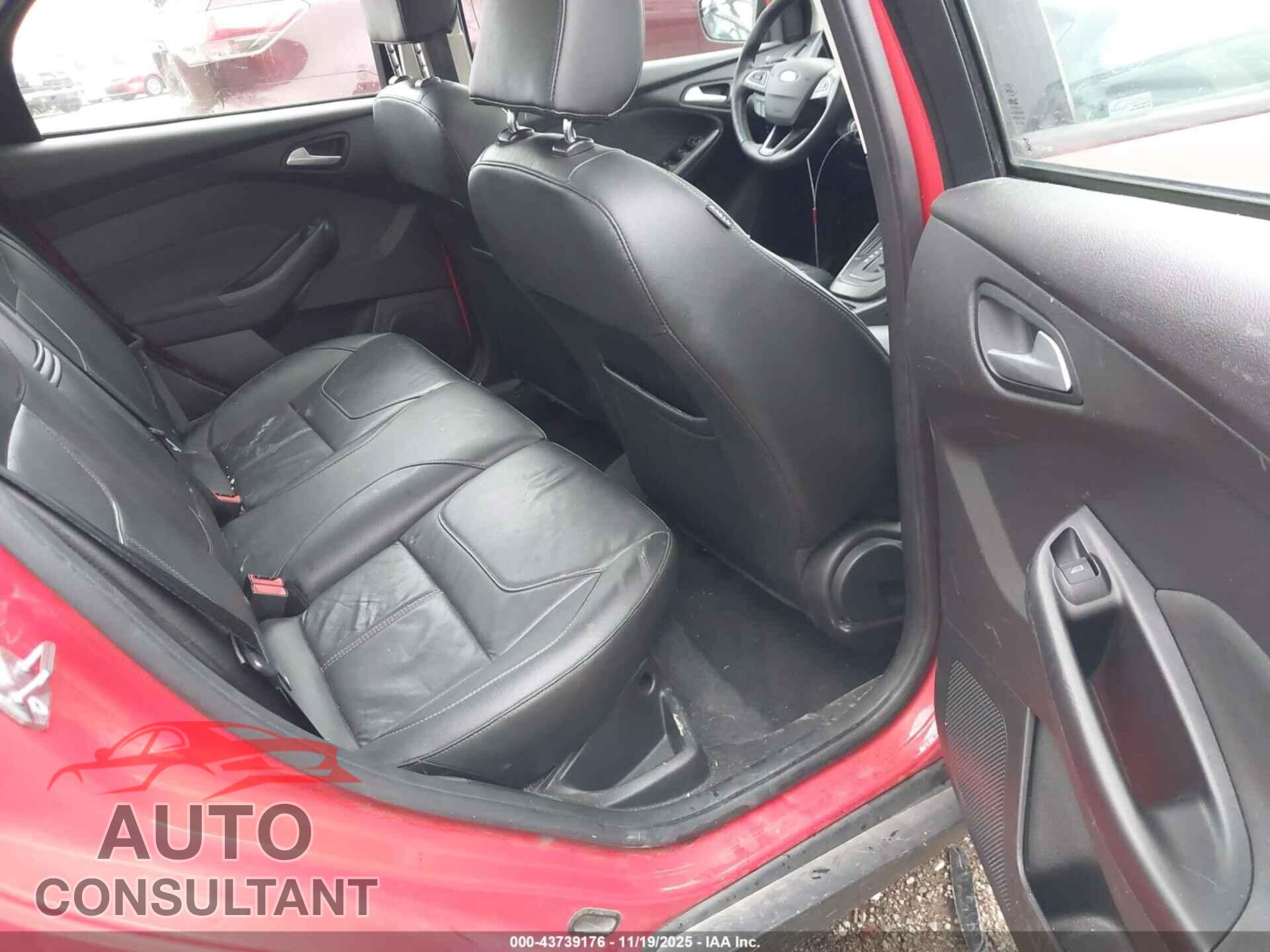 FORD FOCUS 2016 - 1FADP3F24GL325885