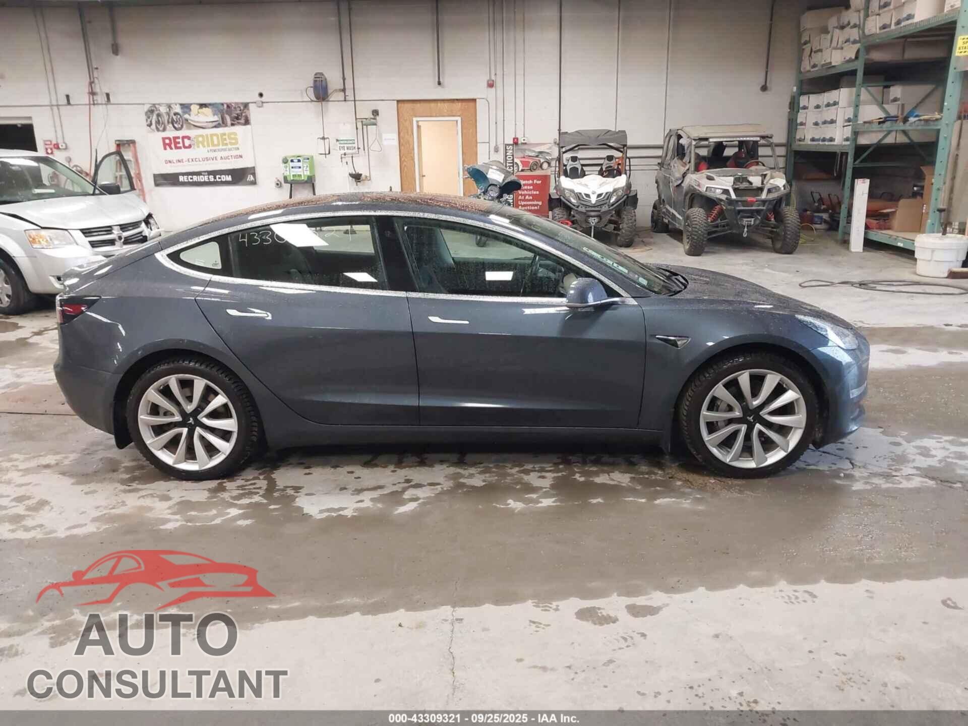 TESLA MODEL 3 2018 - 5YJ3E1EA3JF035592
