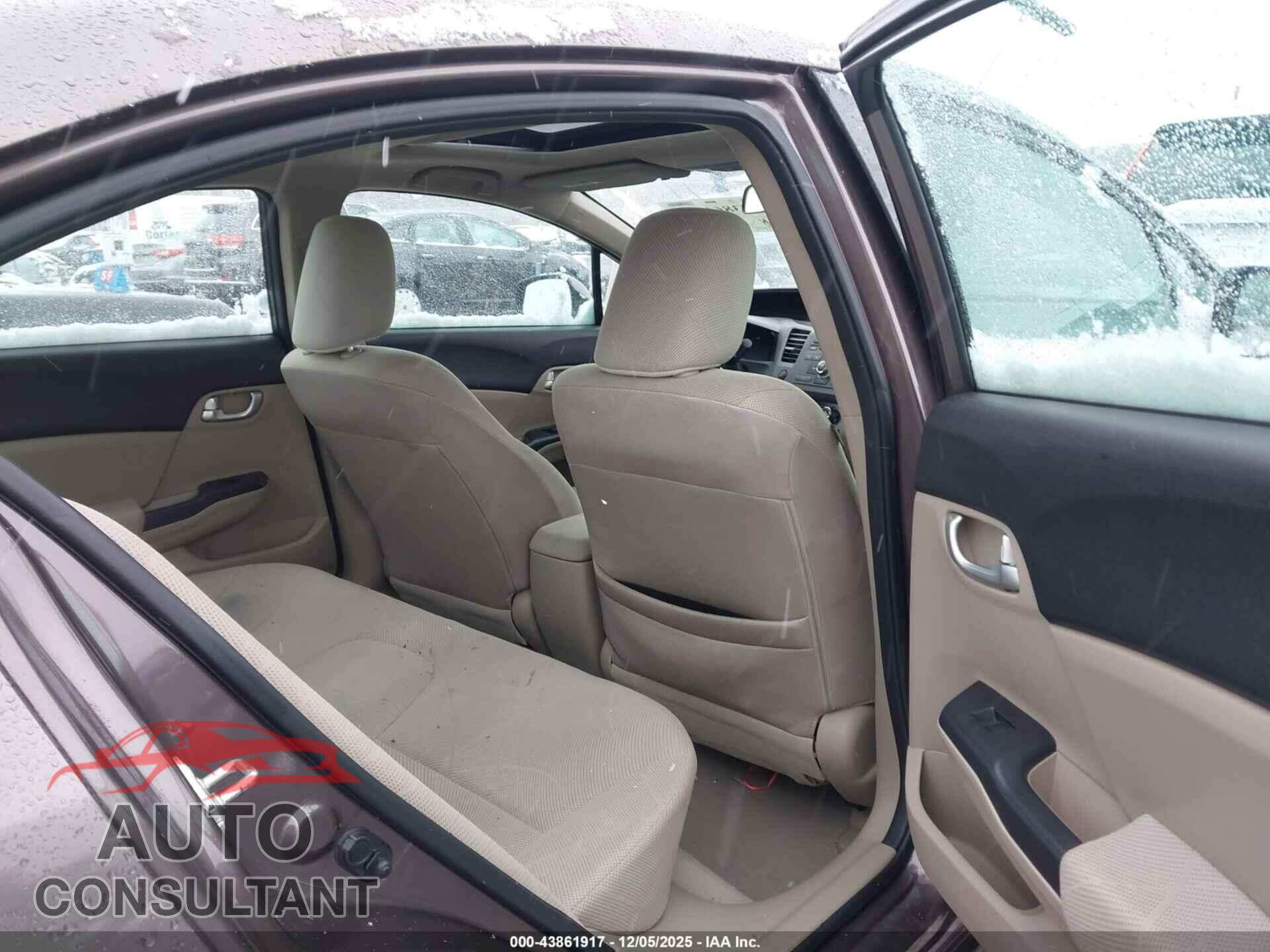 HONDA CIVIC 2012 - 2HGFB2F83CH521065