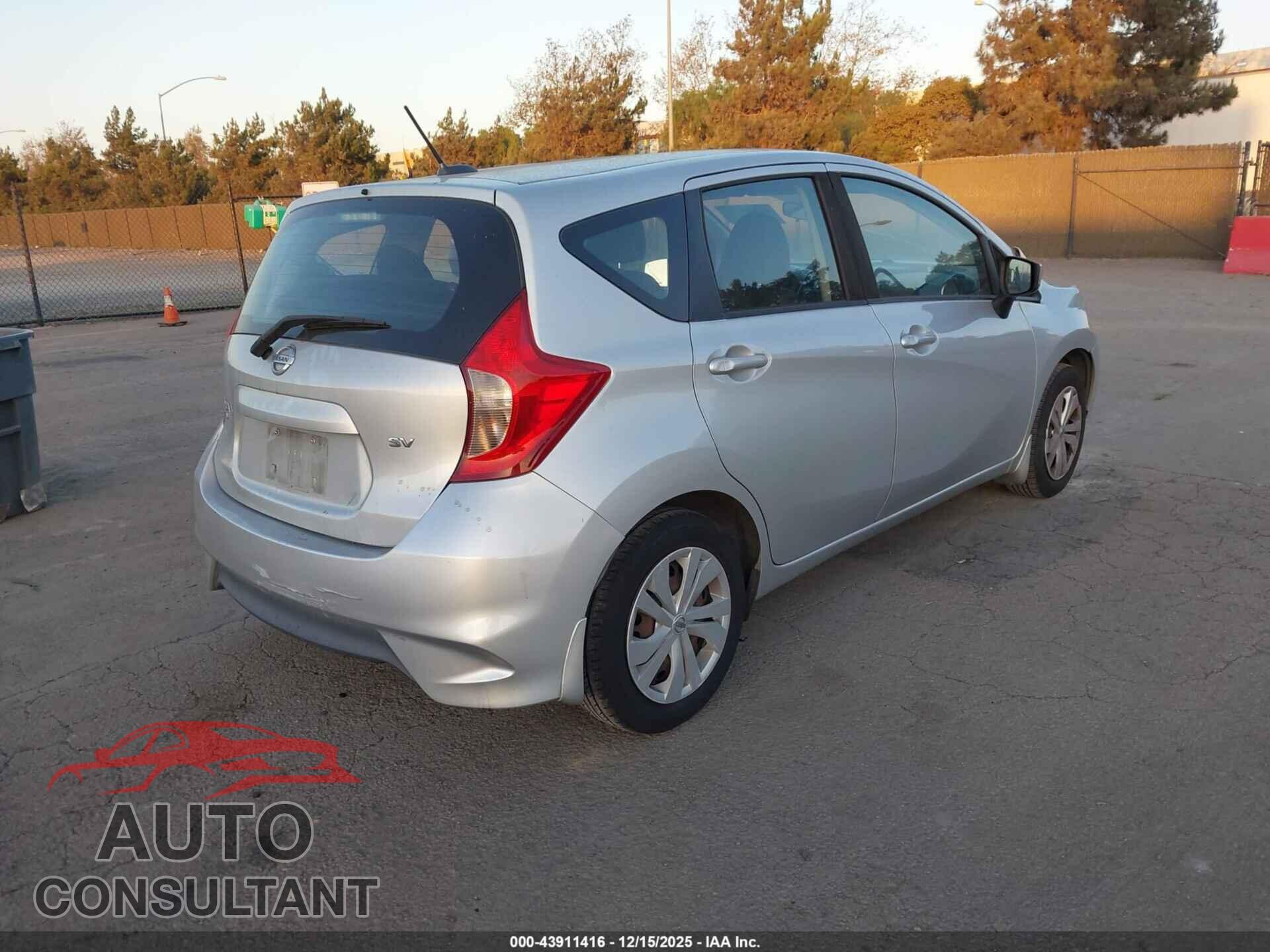 NISSAN VERSA NOTE 2017 - 3N1CE2CP0HL381403