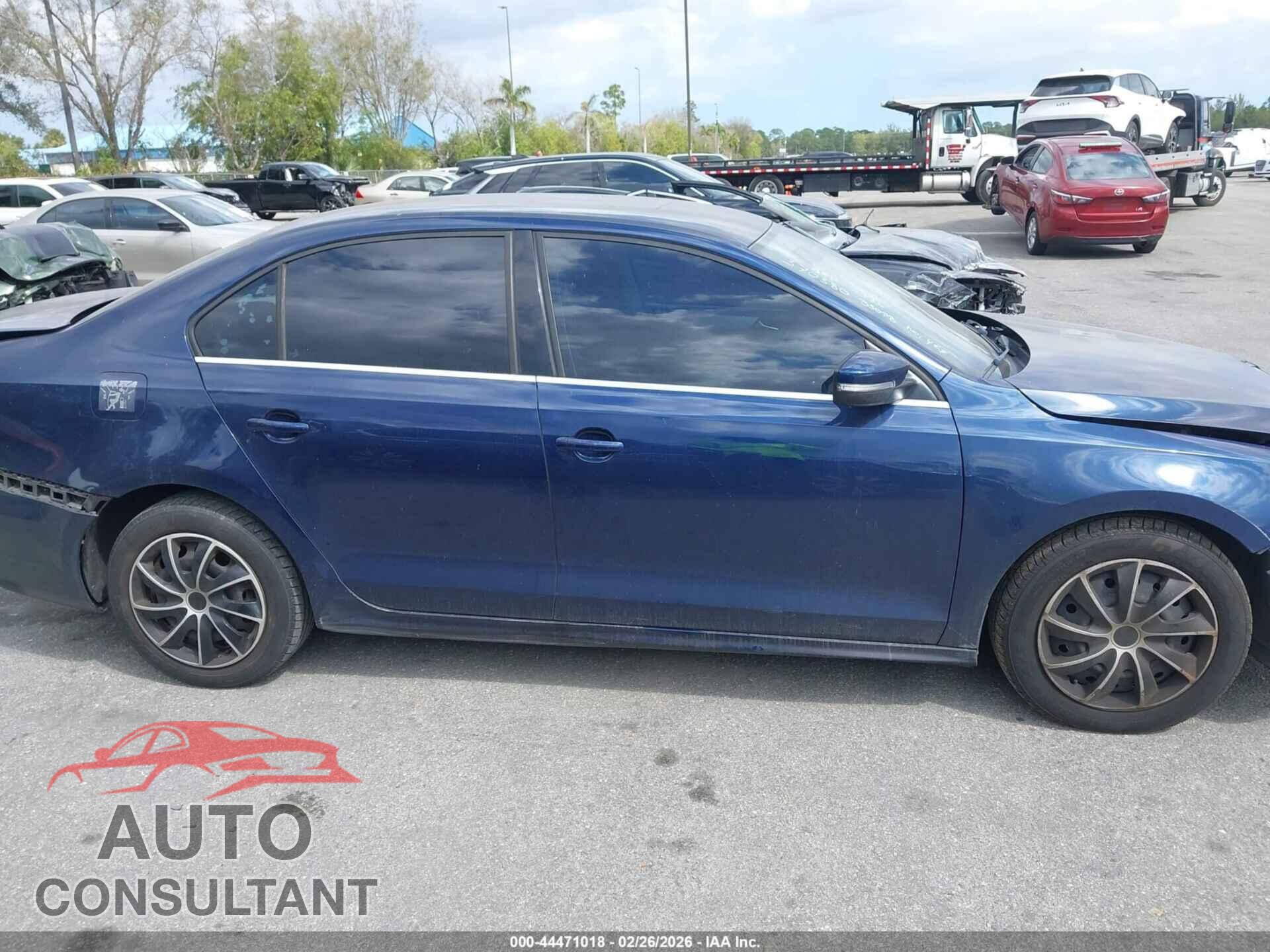 VOLKSWAGEN JETTA 2013 - 3VWDP7AJ2DM370380