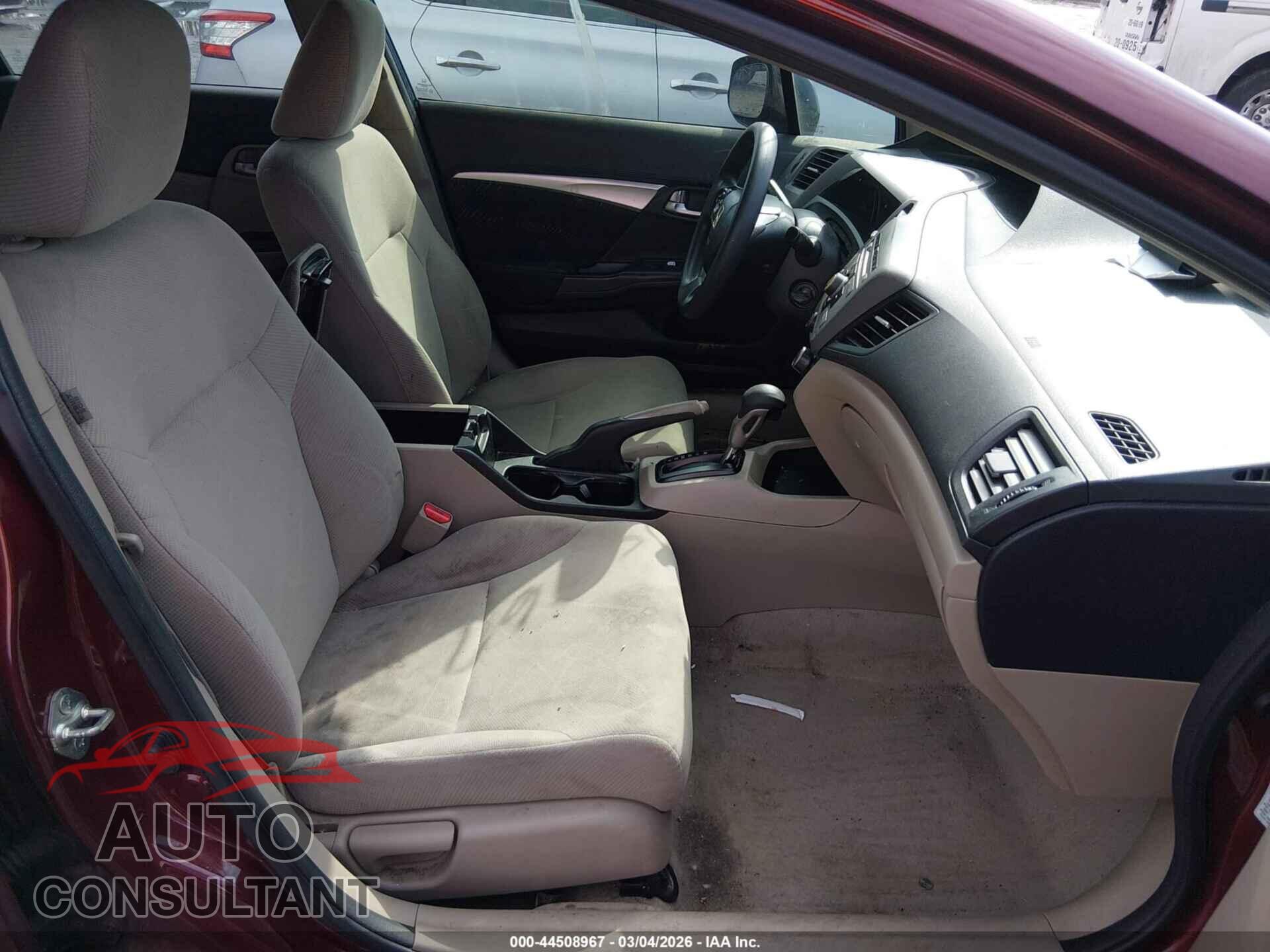 HONDA CIVIC 2012 - 2HGFB2F50CH568057