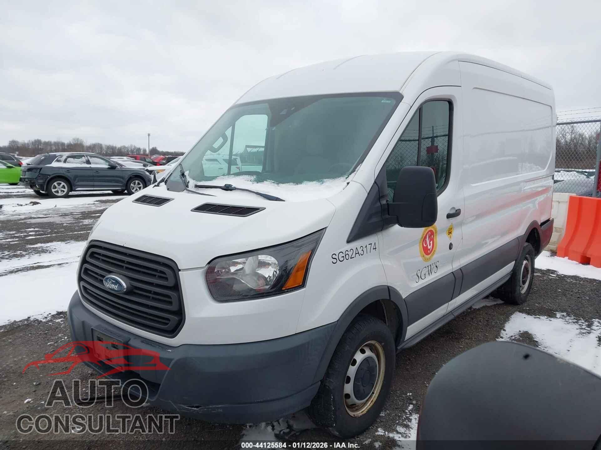 FORD TRANSIT-250 2016 - 1FTYR1CM0GKB33174