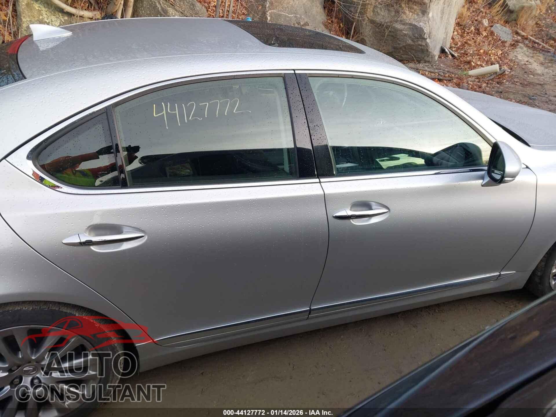 LEXUS LS 460 2014 - JTHCL5EF4E5020713