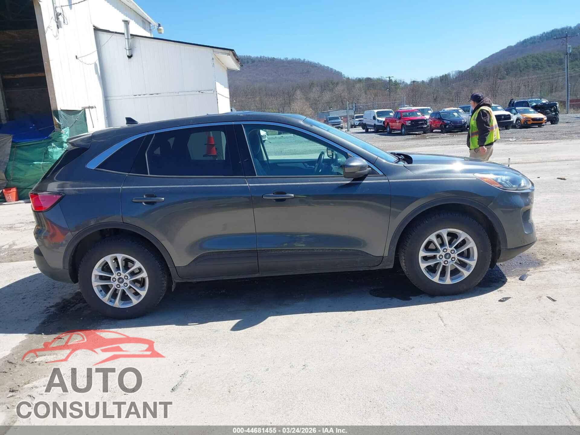 FORD ESCAPE 2020 - 1FMCU9G61LUA83298