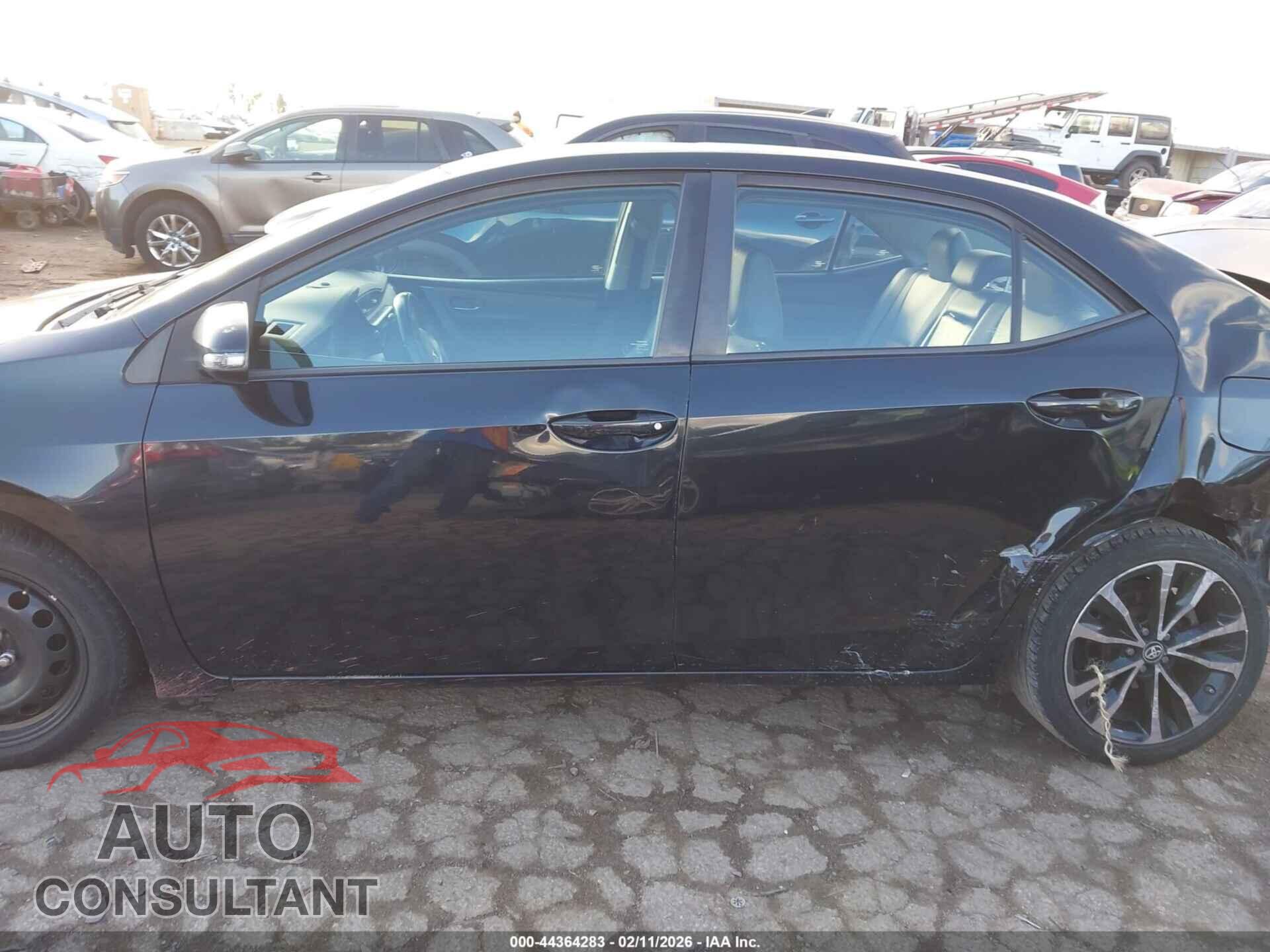 TOYOTA COROLLA 2017 - 5YFBURHE9HP621224