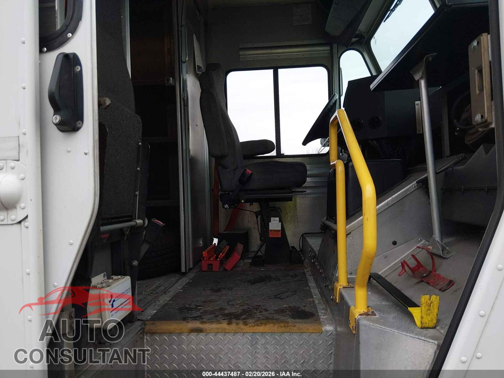 FORD E-450 STRIPPED 2013 - 1FC4E4KL1DDA78190