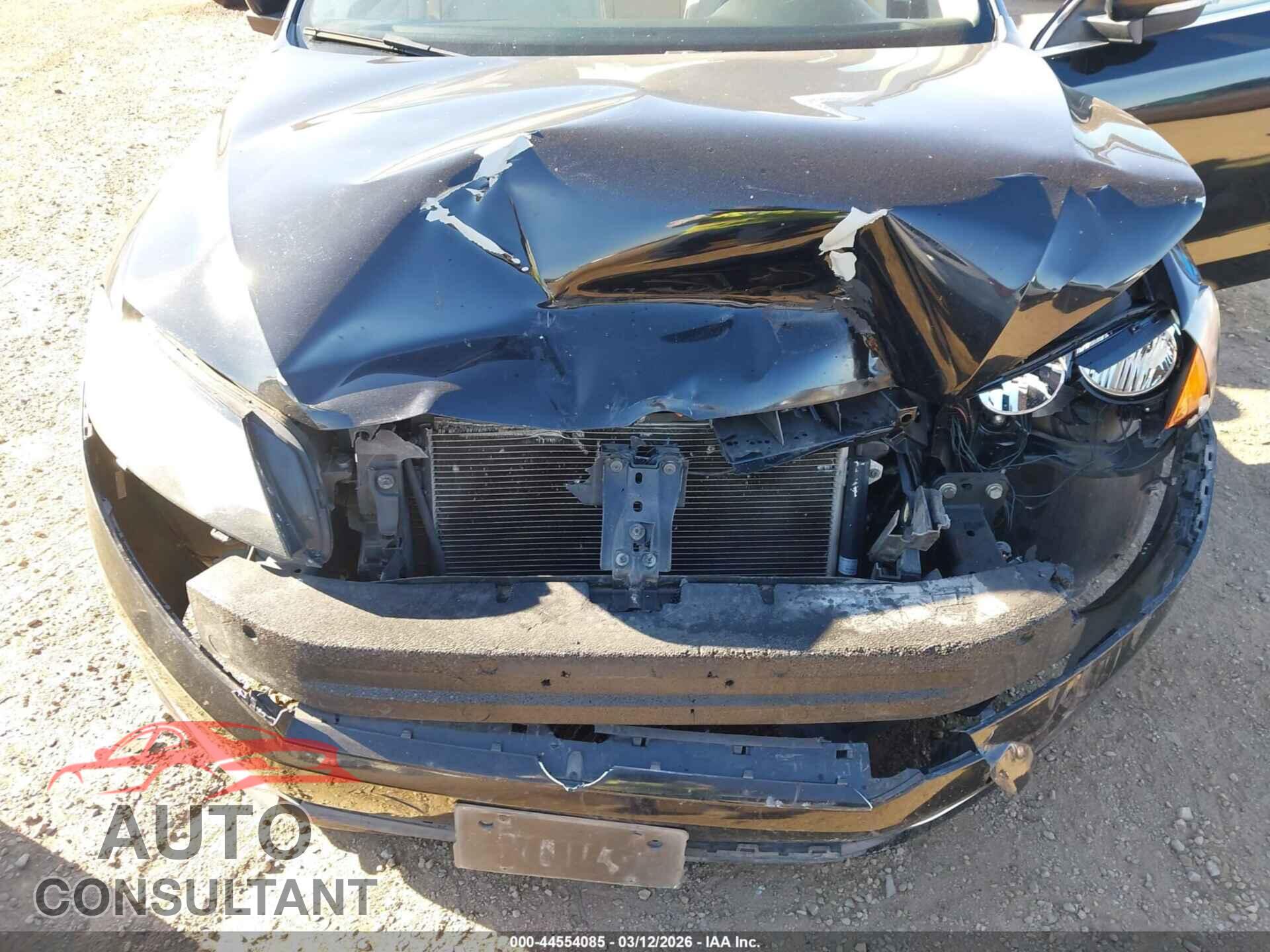 VOLKSWAGEN PASSAT 2013 - 1VWBP7A36DC010314