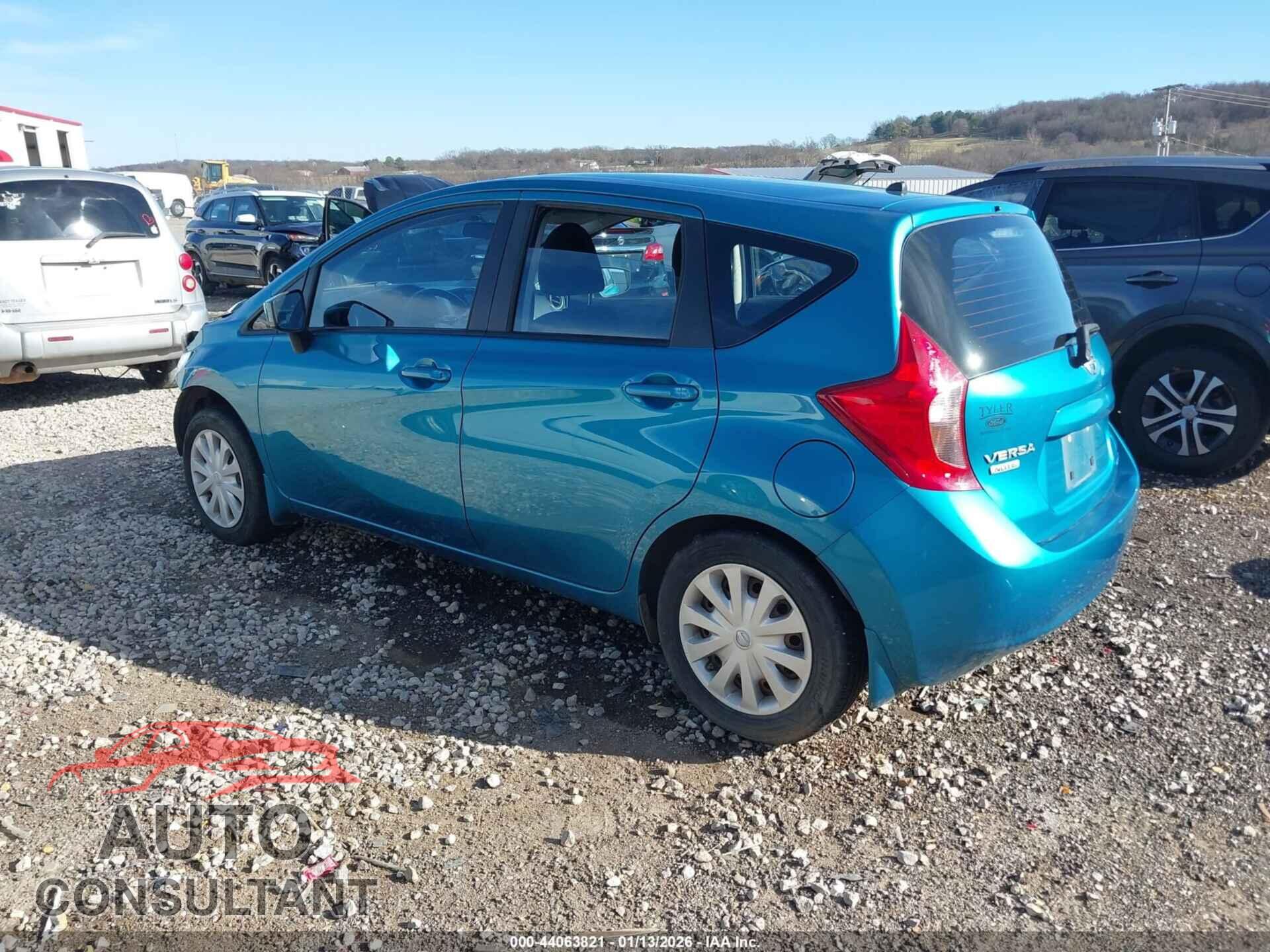 NISSAN VERSA NOTE 2015 - 3N1CE2CP8FL364135