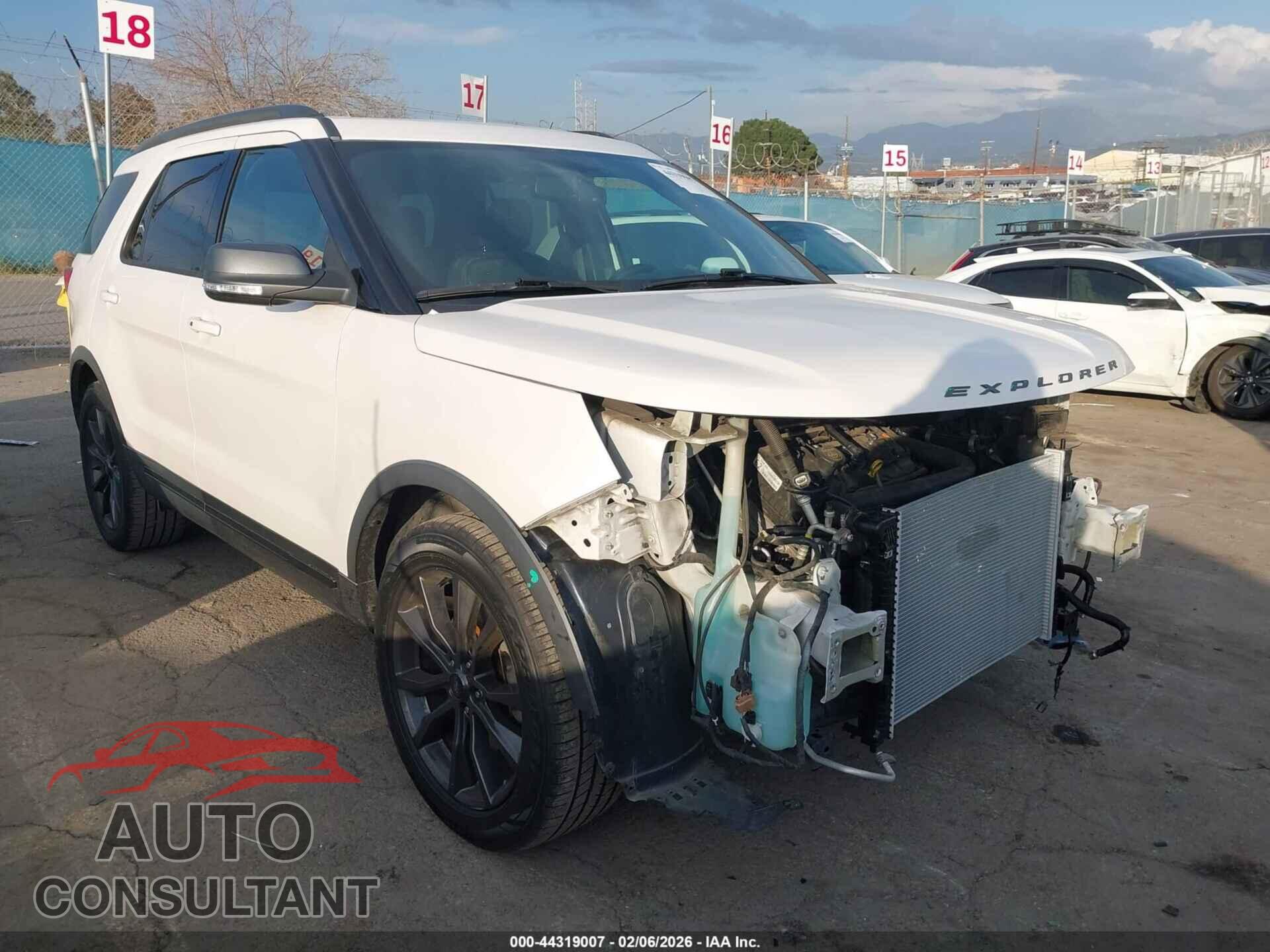 FORD EXPLORER 2018 - 1FM5K7D84JGB32207