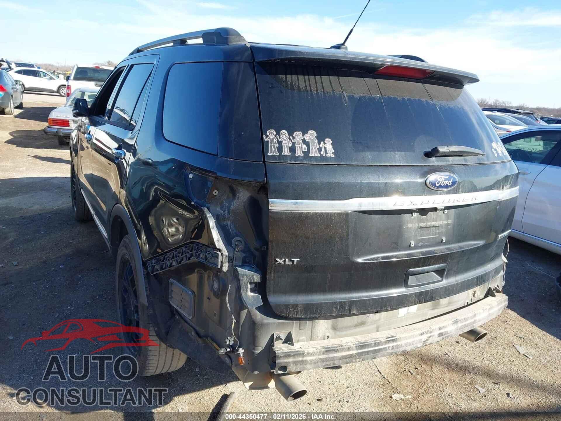 FORD EXPLORER 2015 - 1FM5K7D82FGA13546