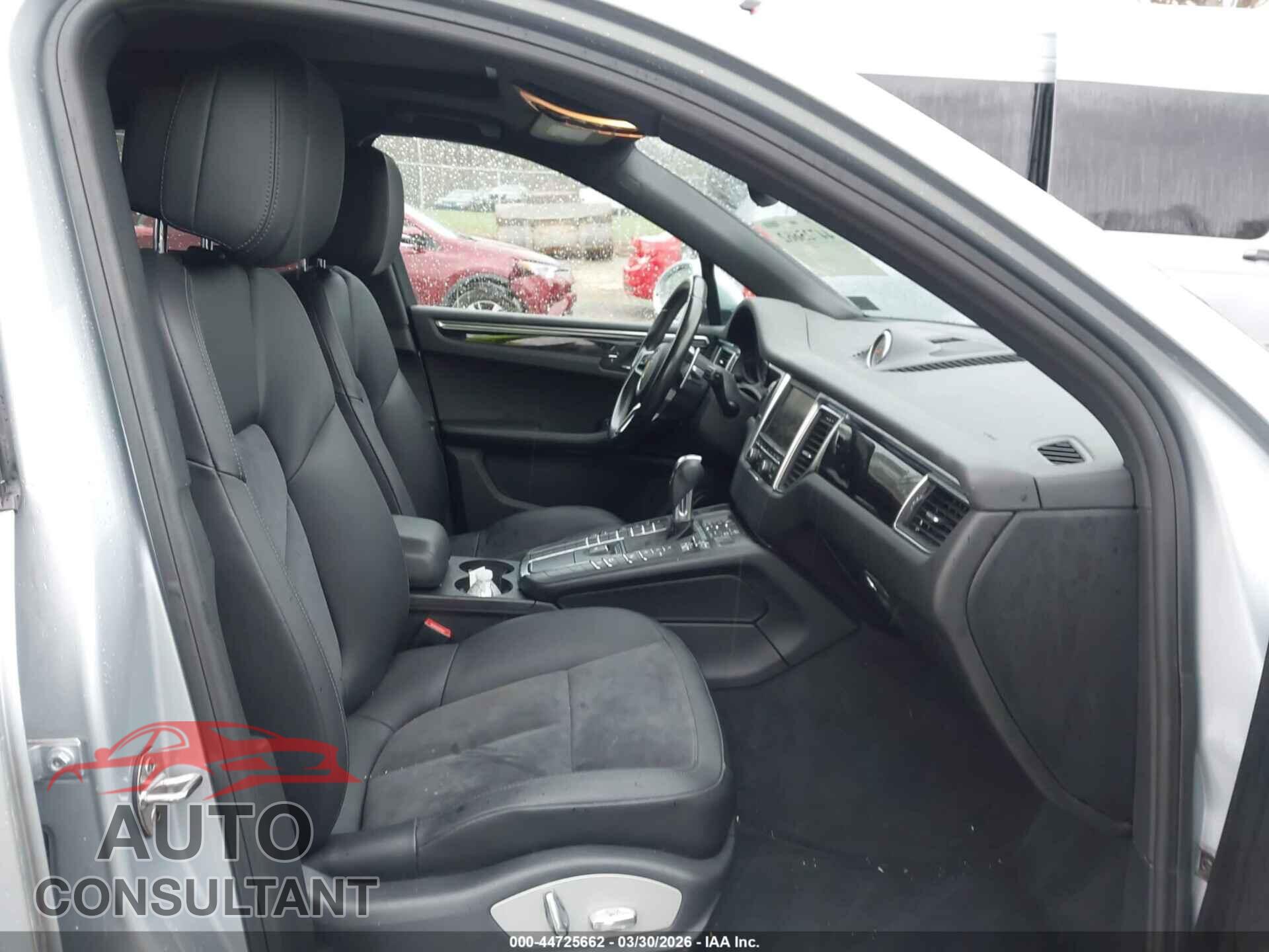 PORSCHE MACAN 2016 - WP1AB2A52GLB56178