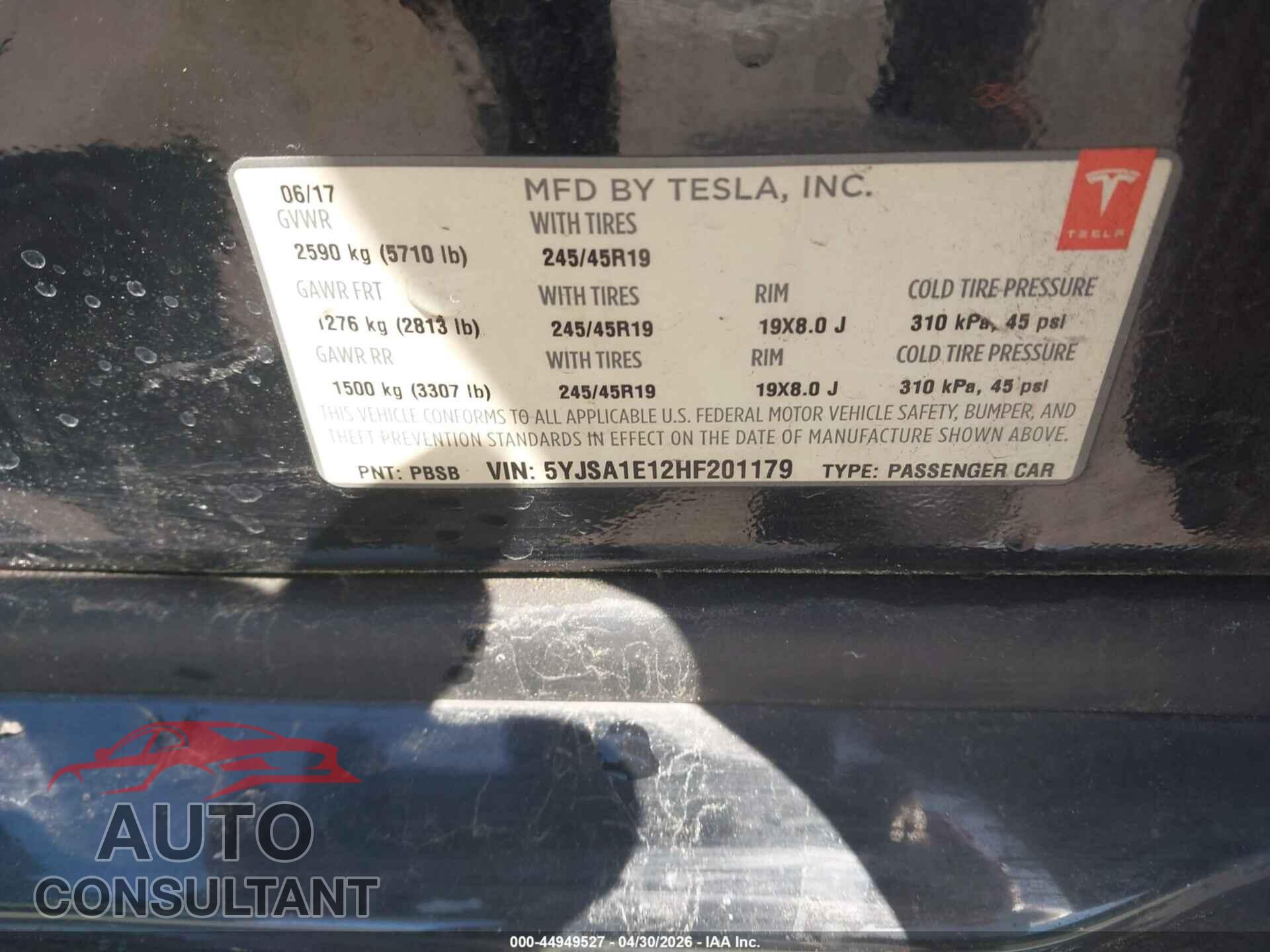 TESLA MODEL S 2017 - 5YJSA1E12HF201179