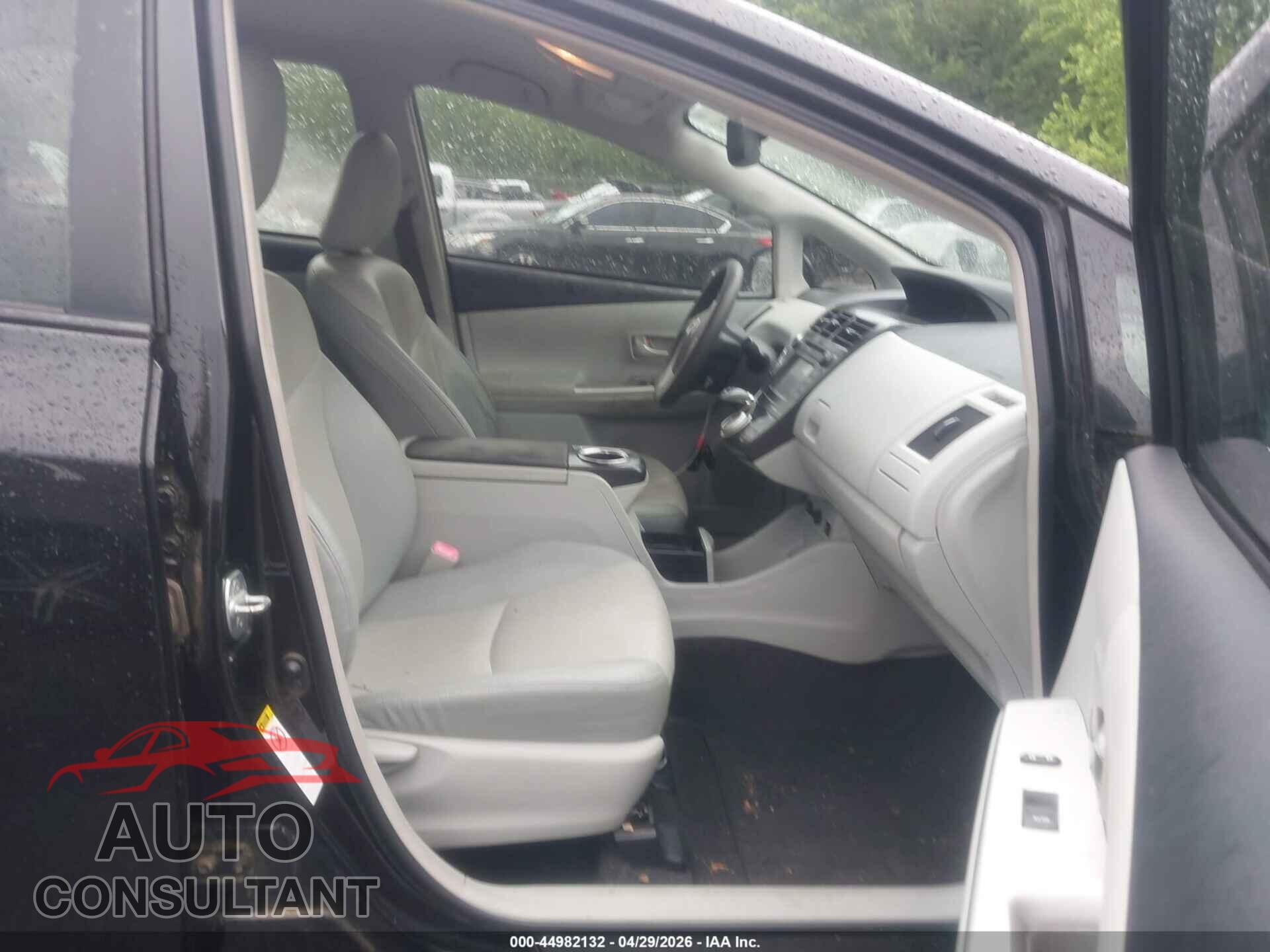 TOYOTA PRIUS V 2012 - JTDZN3EU8C3024541