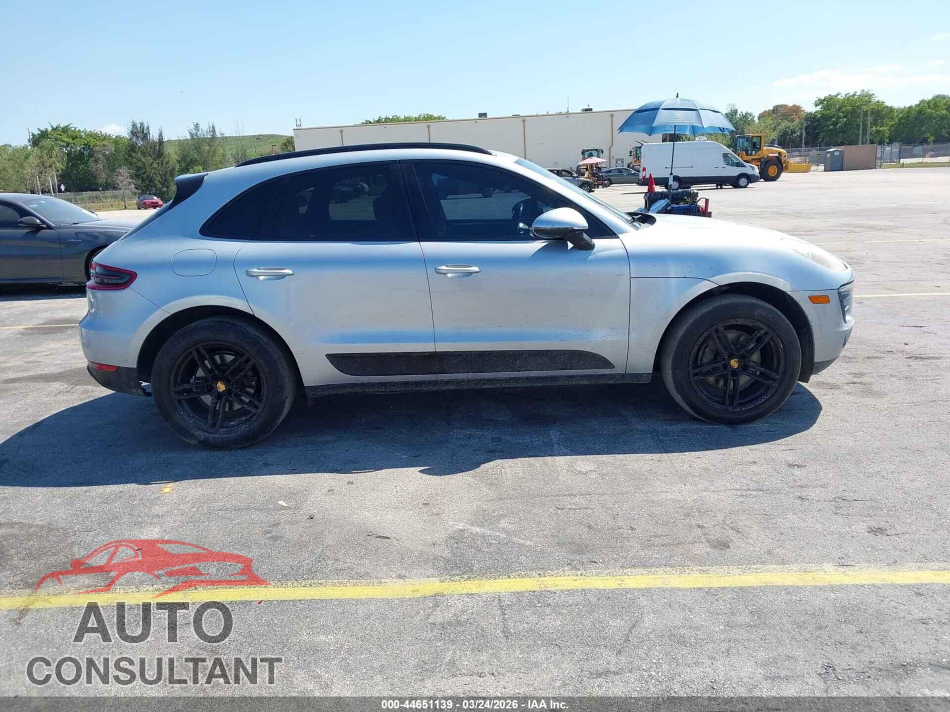 PORSCHE MACAN 2017 - WP1AA2A51HLB06702