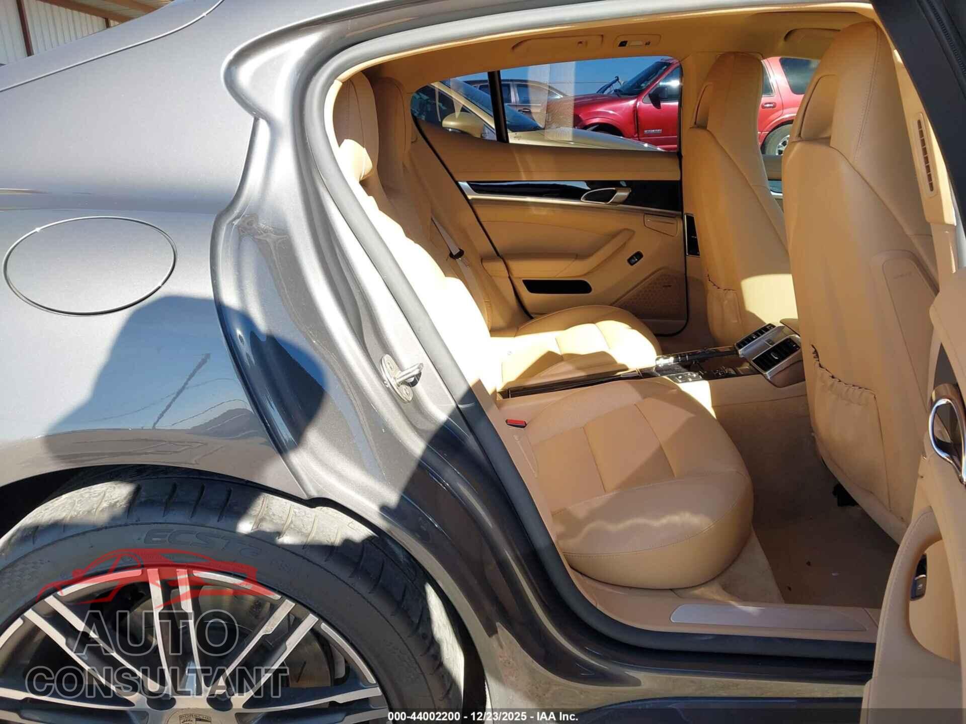 PORSCHE PANAMERA 2016 - WP0AB2A7XGL050189