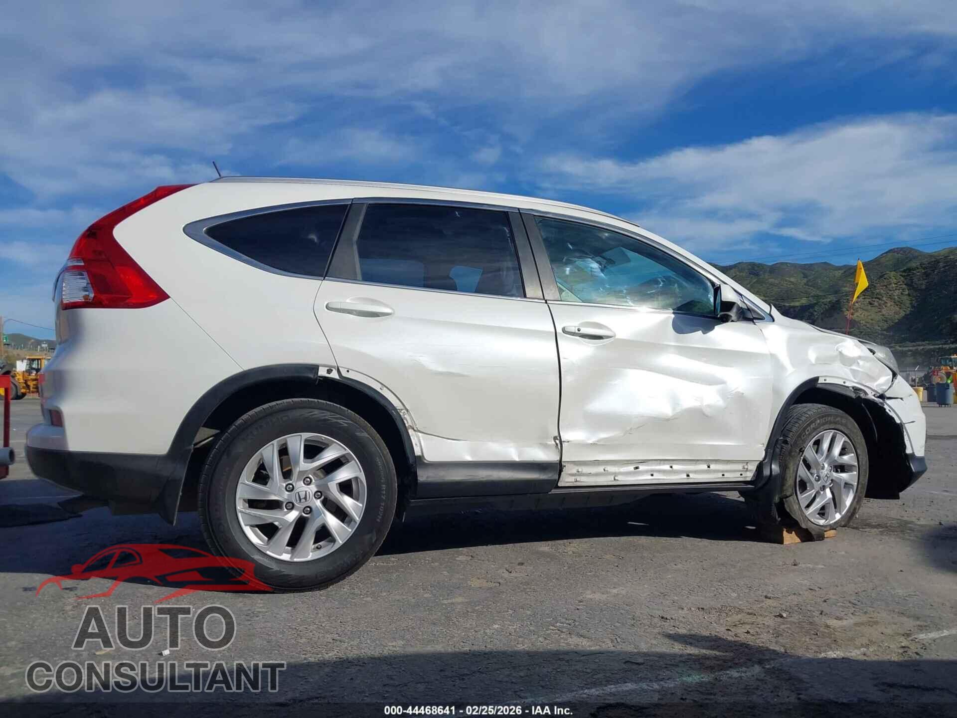 HONDA CR-V 2015 - 5J6RM3H76FL007714