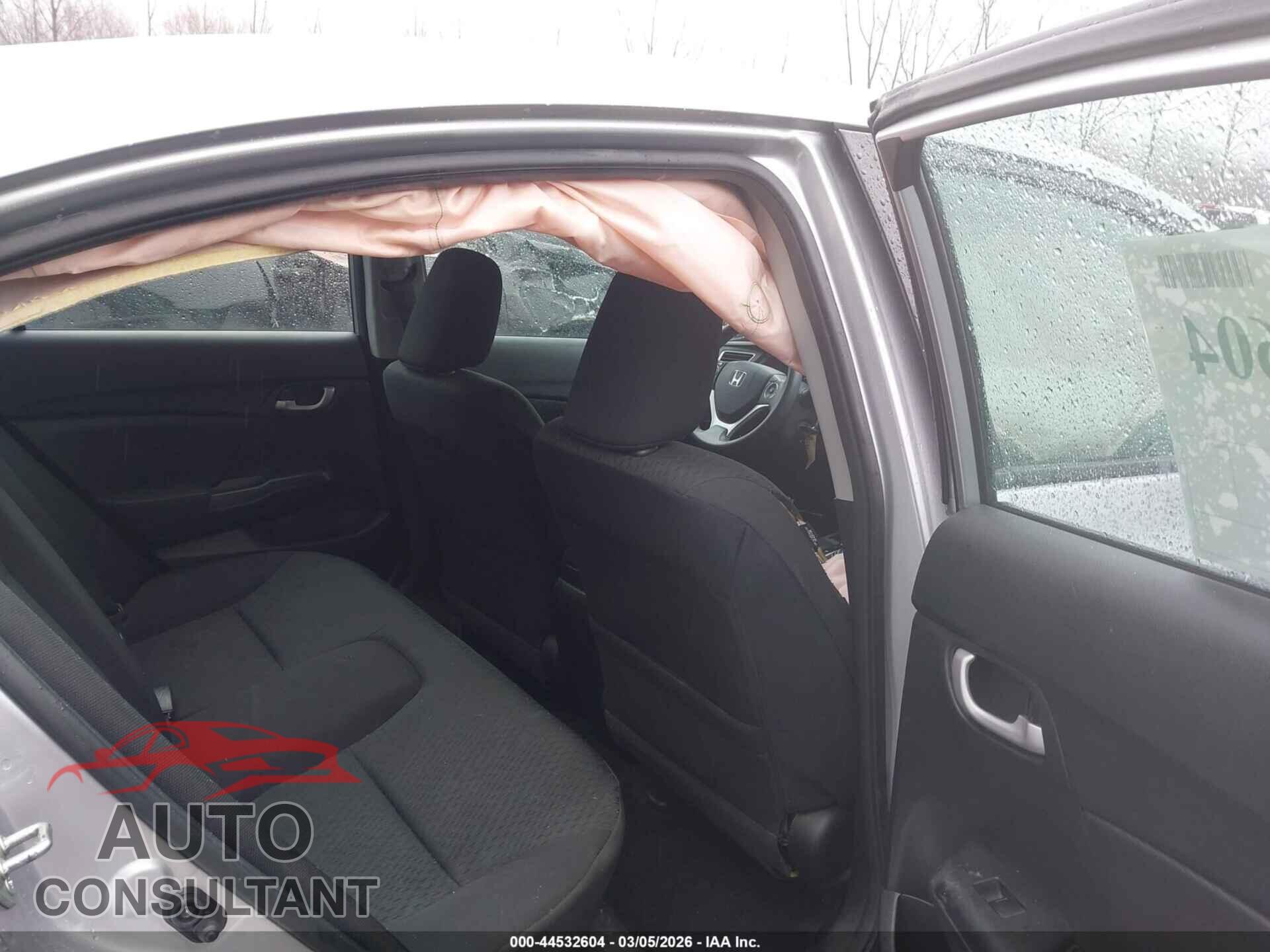 HONDA CIVIC 2015 - 19XFB2F53FE256717