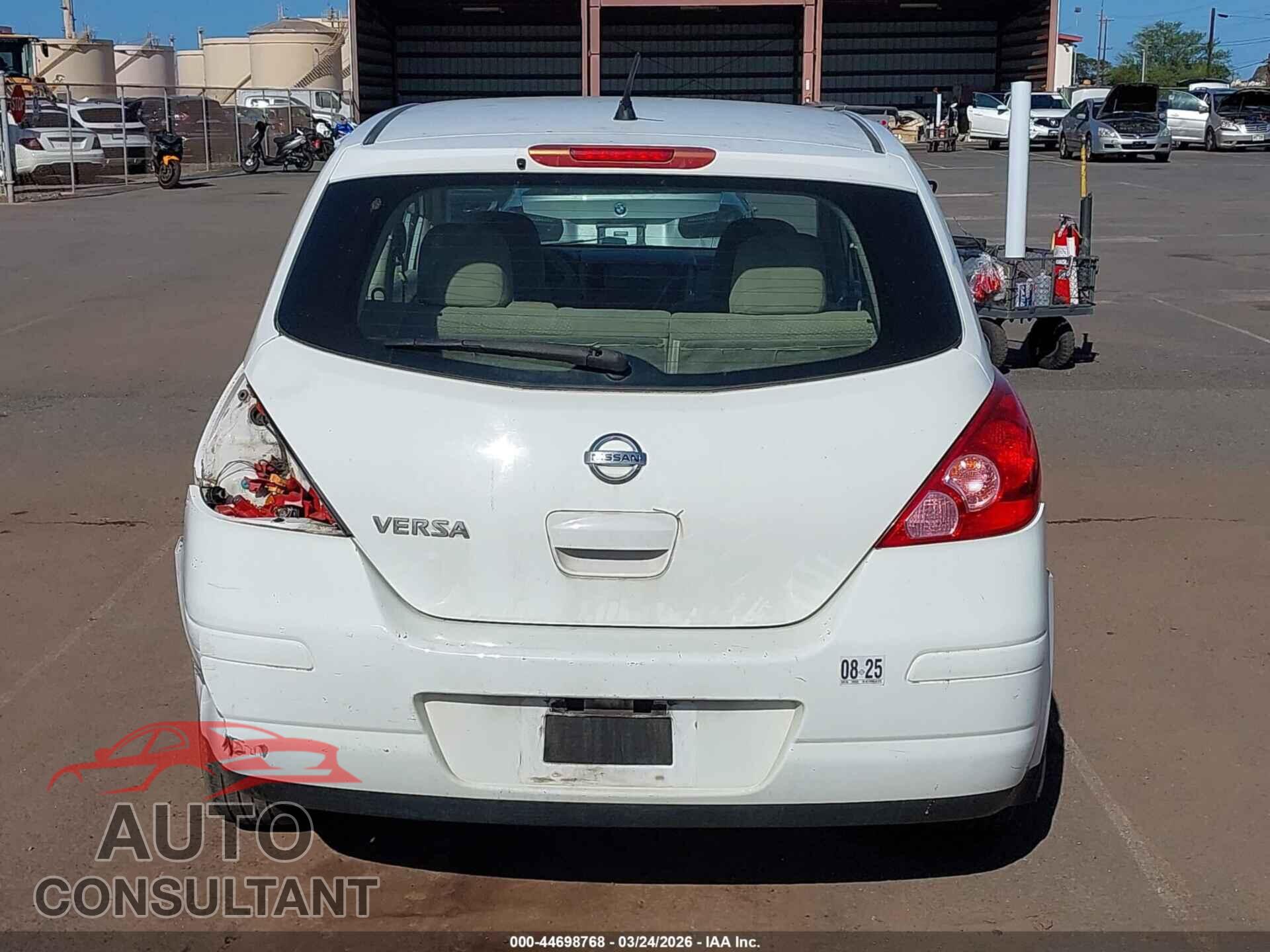 NISSAN VERSA 2011 - 3N1BC1CP8BL451815