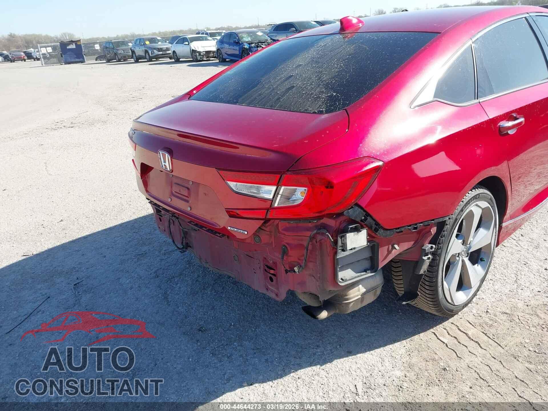 HONDA ACCORD 2018 - 1HGCV1F96JA106251
