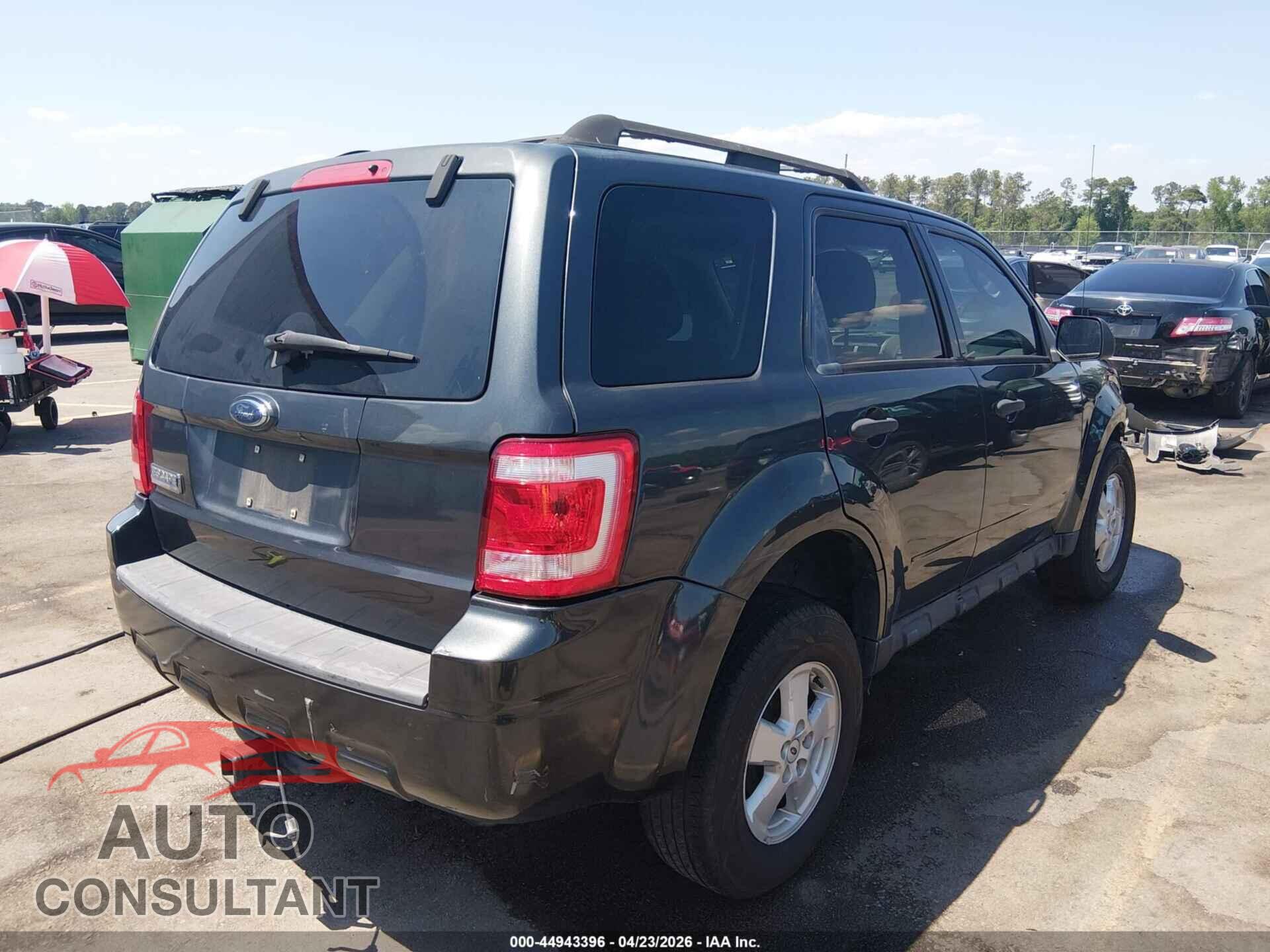 FORD ESCAPE 2009 - 1FMCU03779KC30898