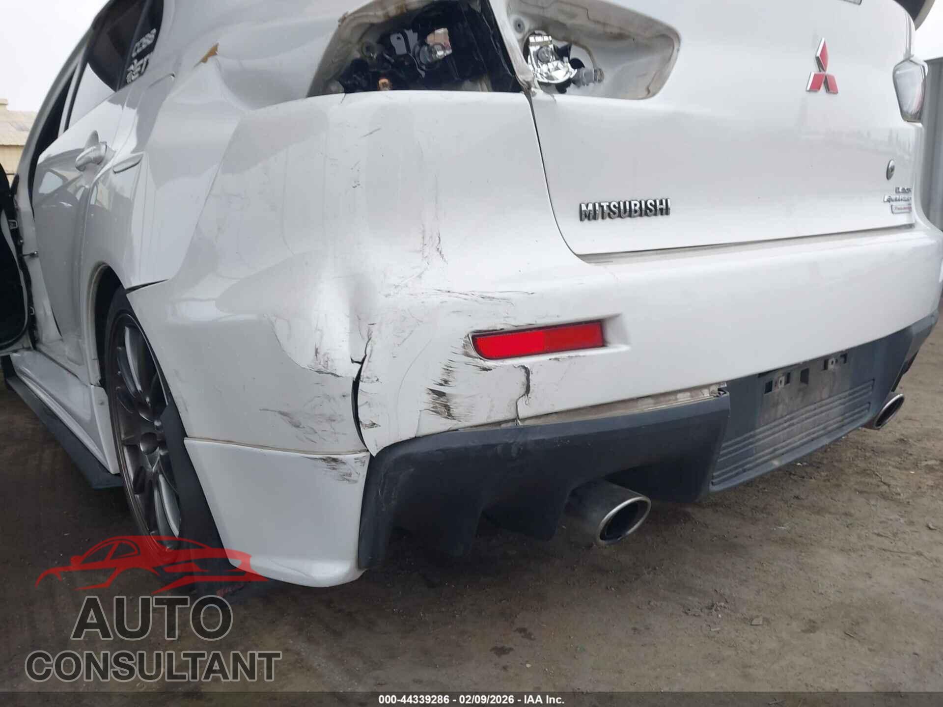 MITSUBISHI LANCER EVOLUTION 2015 - JA32W7FV5FU027696