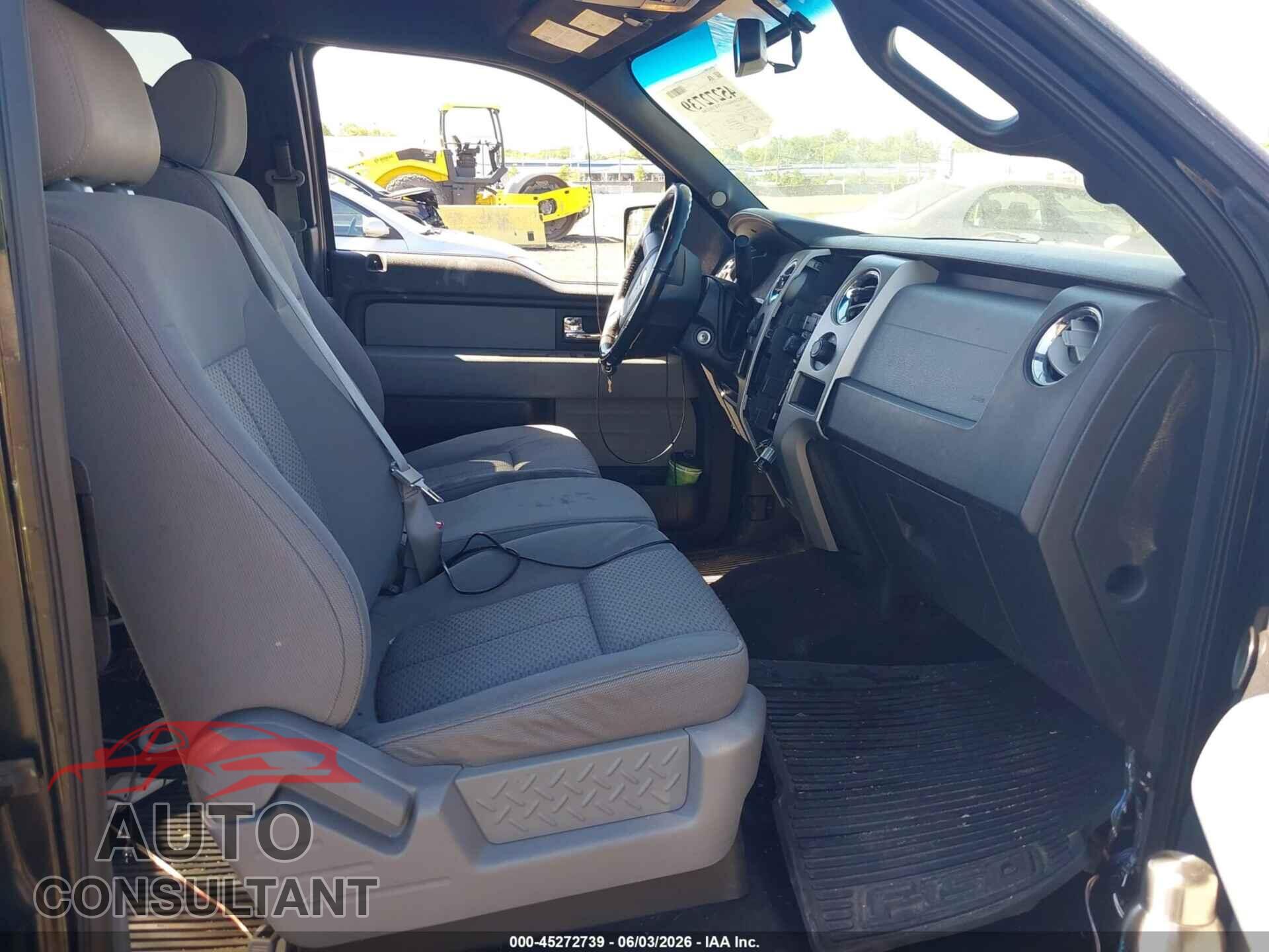 FORD F-150 2012 - 1FTFX1EF9CFA32875